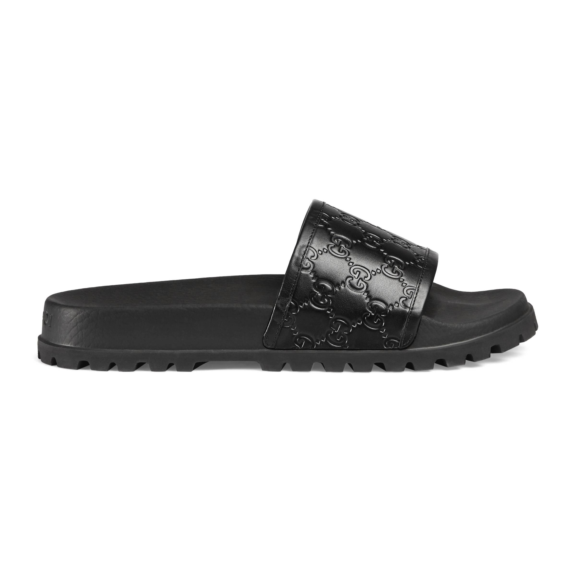Chanclas Signature Gucci de Cuero de color Negro para hombre | Lyst