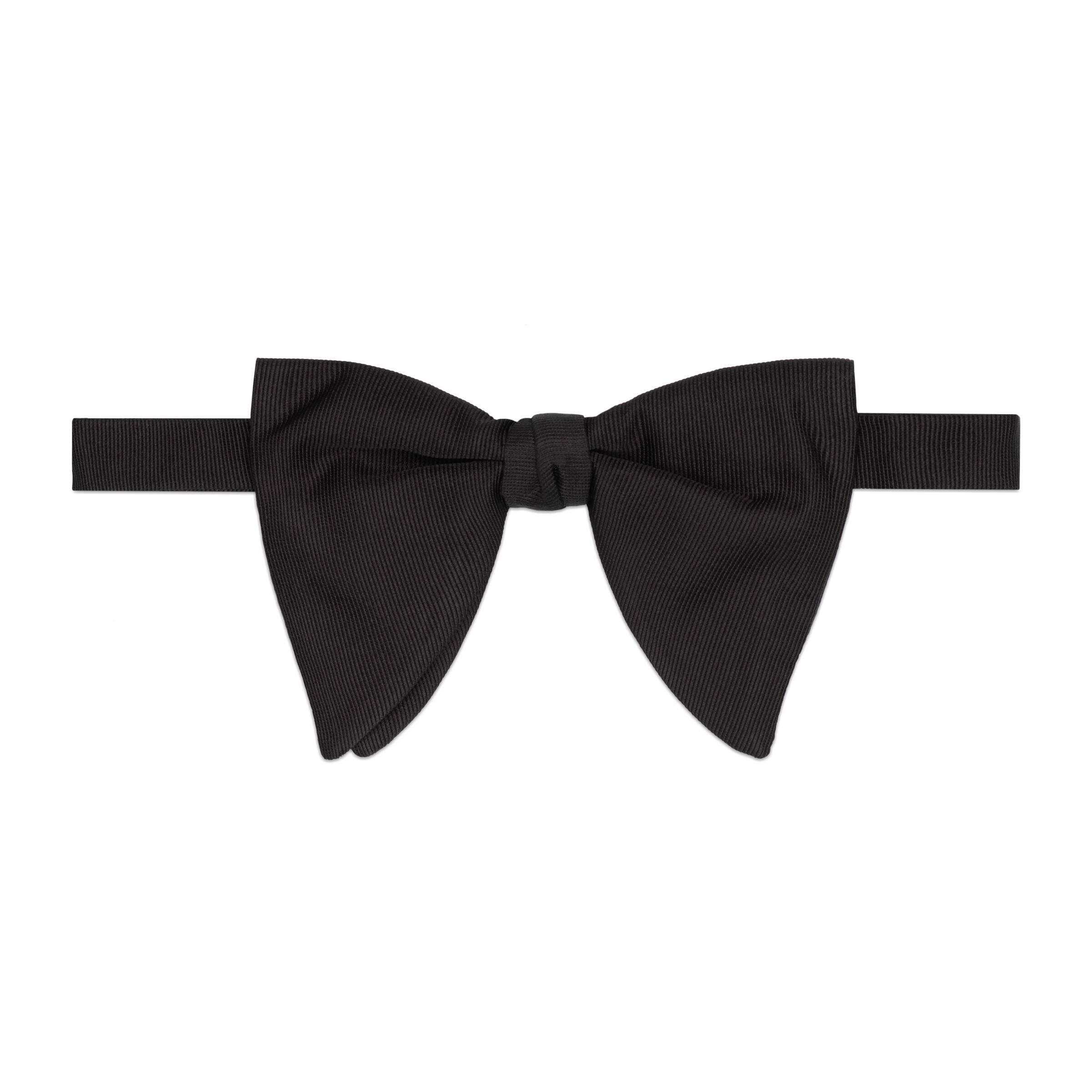 Gucci Silk Long Bow Tie in Black for Men Save 57 Lyst