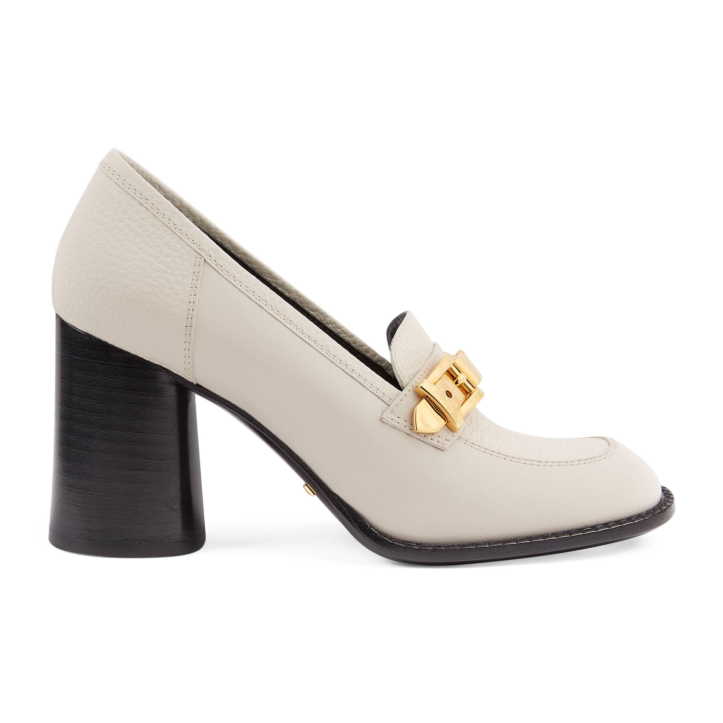 city classified gold sandals