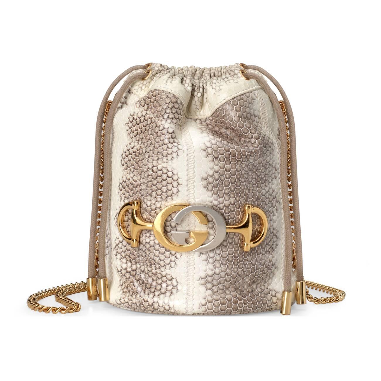 Gucci Synthetic Zumi Snakeskin Mini Bucket Bag in Grey (Gray) Lyst