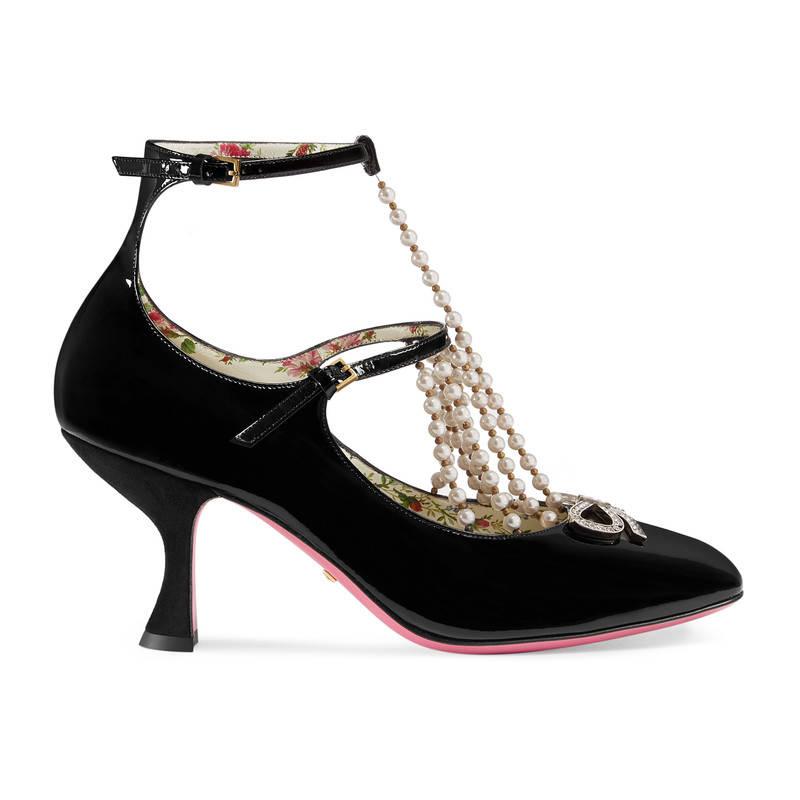 gucci pumps with pearls