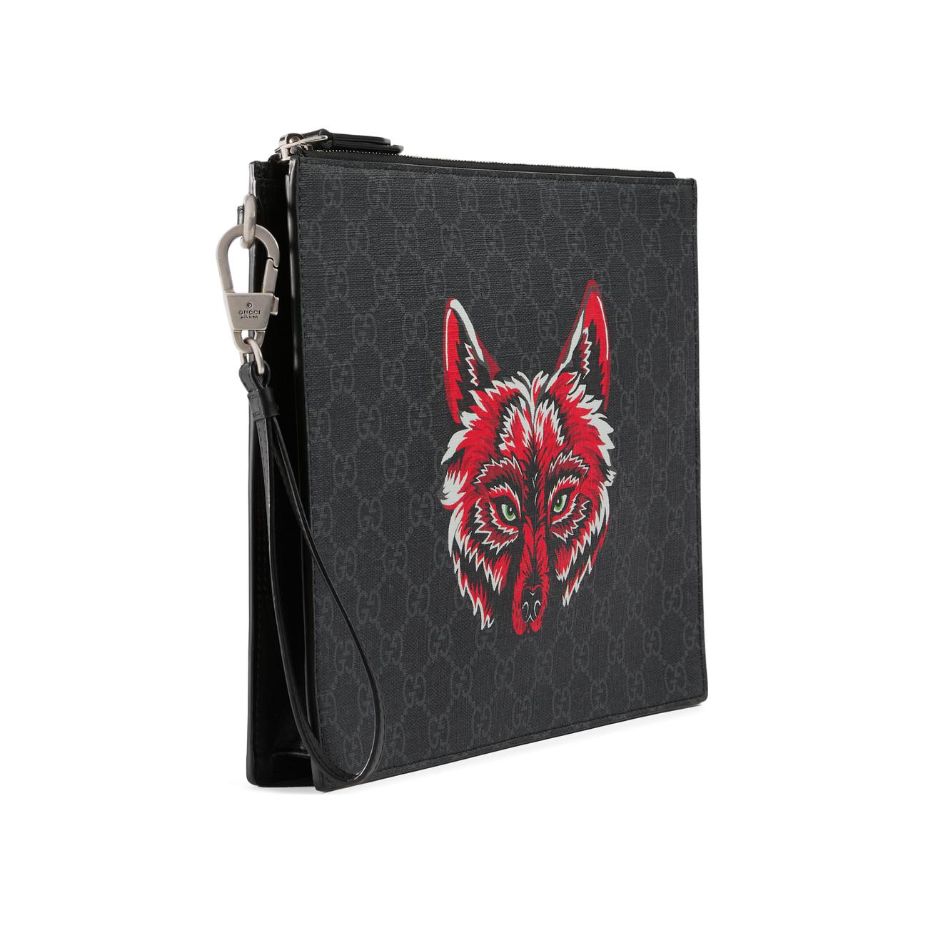 Gucci Canvas GG Supreme Pouch With Wolf in Black for Men - Lyst