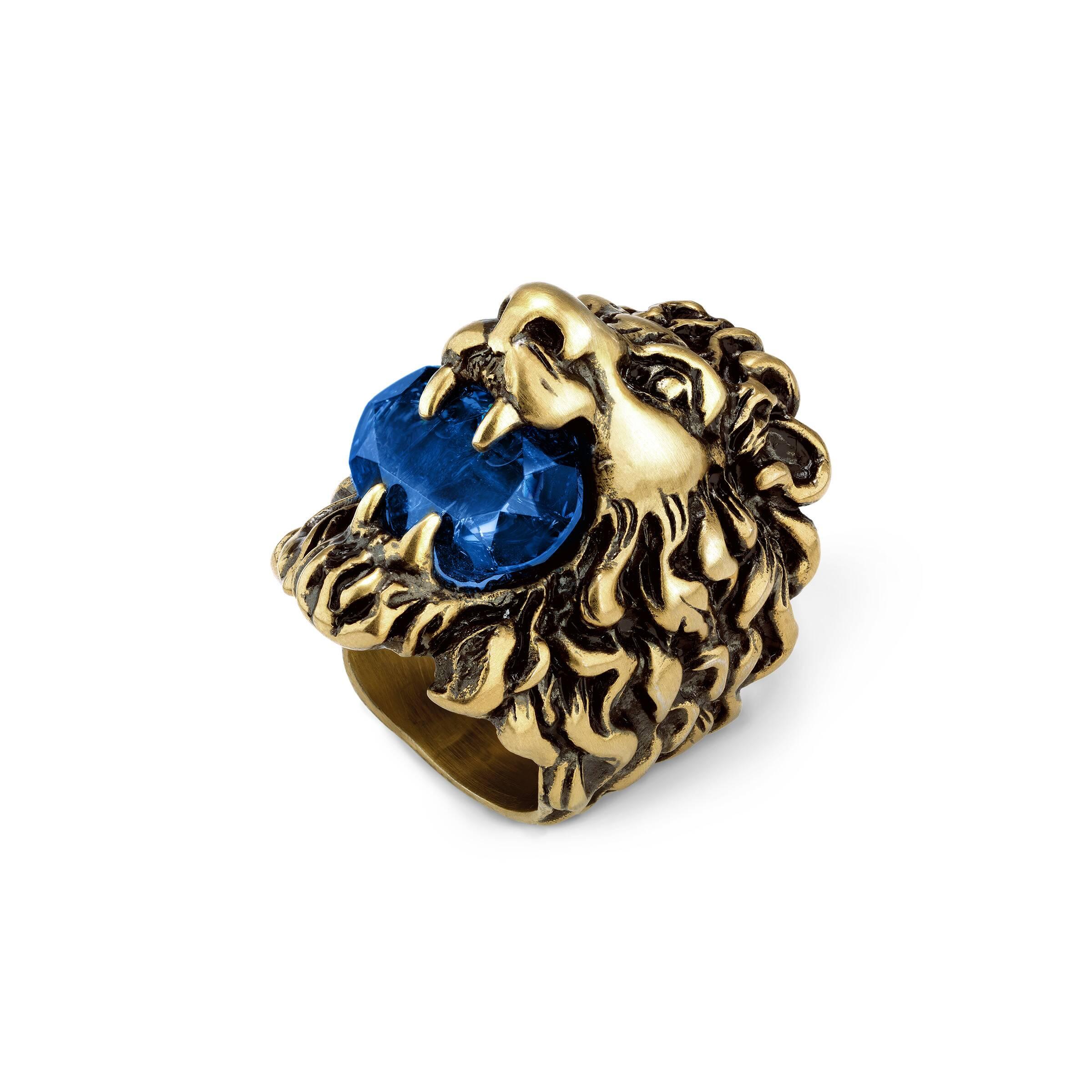 Gucci Lion Head Ring With Crystal in Blue | Lyst