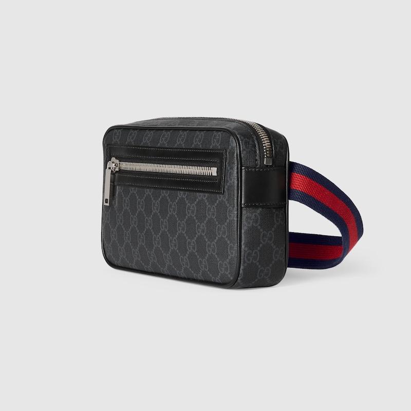GUCCI ボディバッグ ブラック ロゴ入り