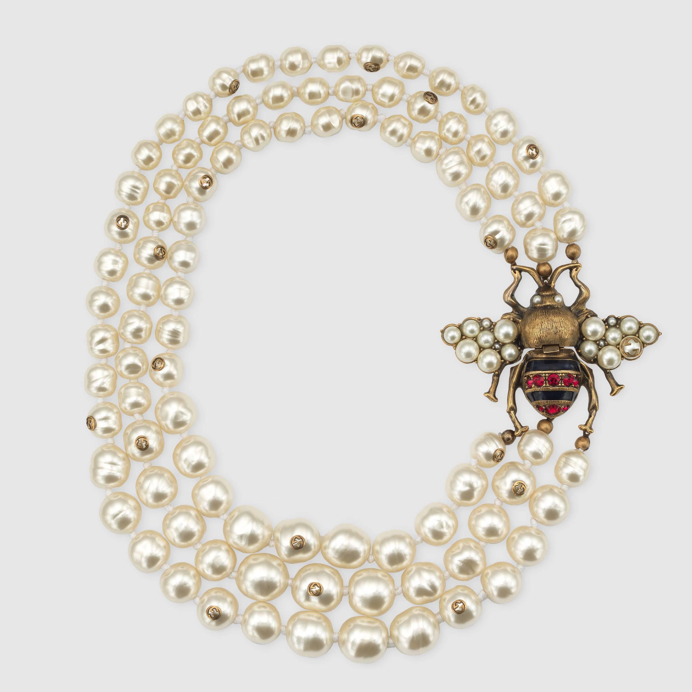 Gucci グッチビー(ハチ)付き グラスパール ネックレス メタリック | Lyst