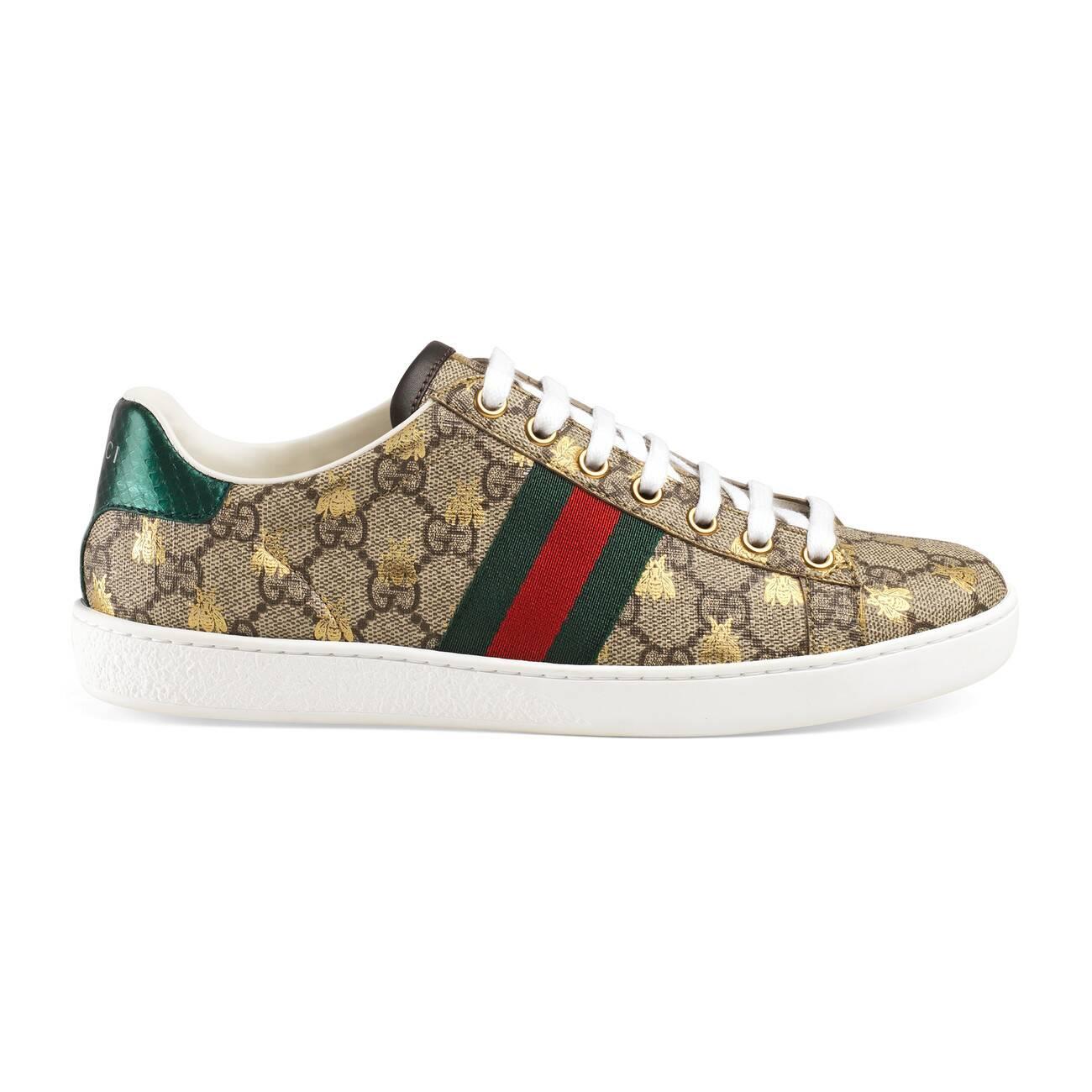 Gucci Canvas Women's Ace GG Supreme Sneaker With Bees in Red - Lyst