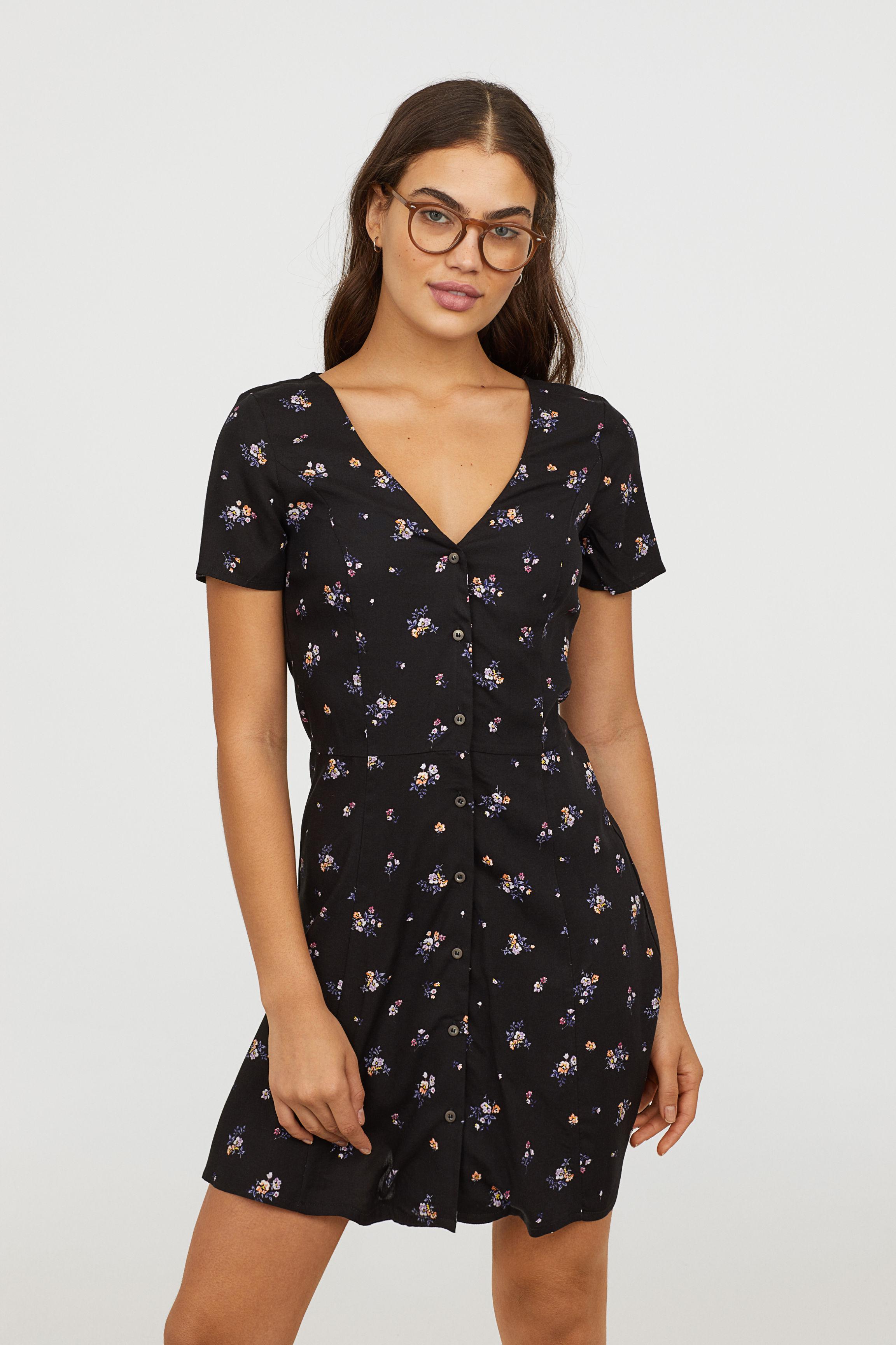 H&M Dress With Buttons in Black | Lyst Canada