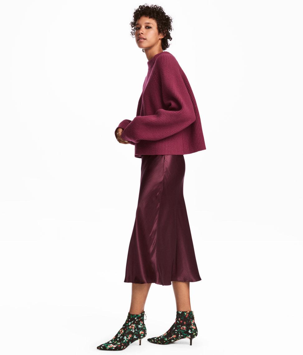 Calf length satin skirt Clearance