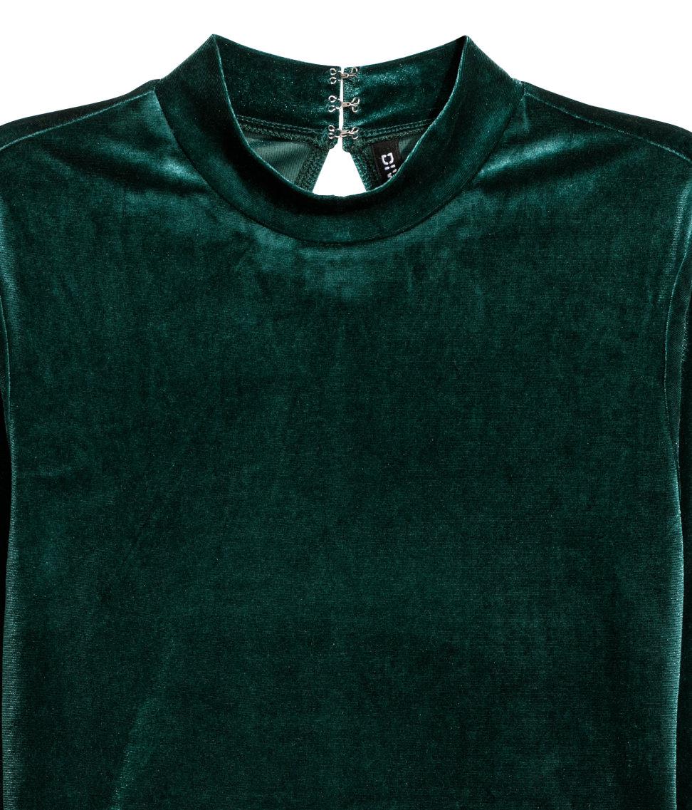 h and m green velvet dress