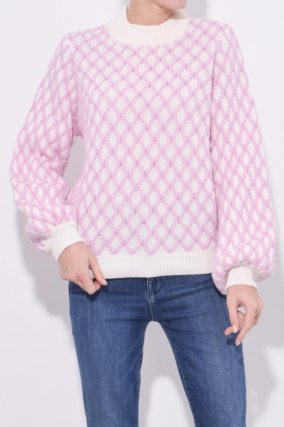 Stine Goya Carlo Cable Knit Wool-blend Sweater in Pink | Lyst