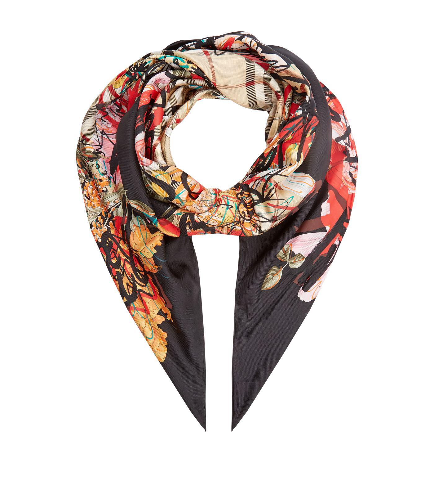 gucci sneakers with pearls and spikes