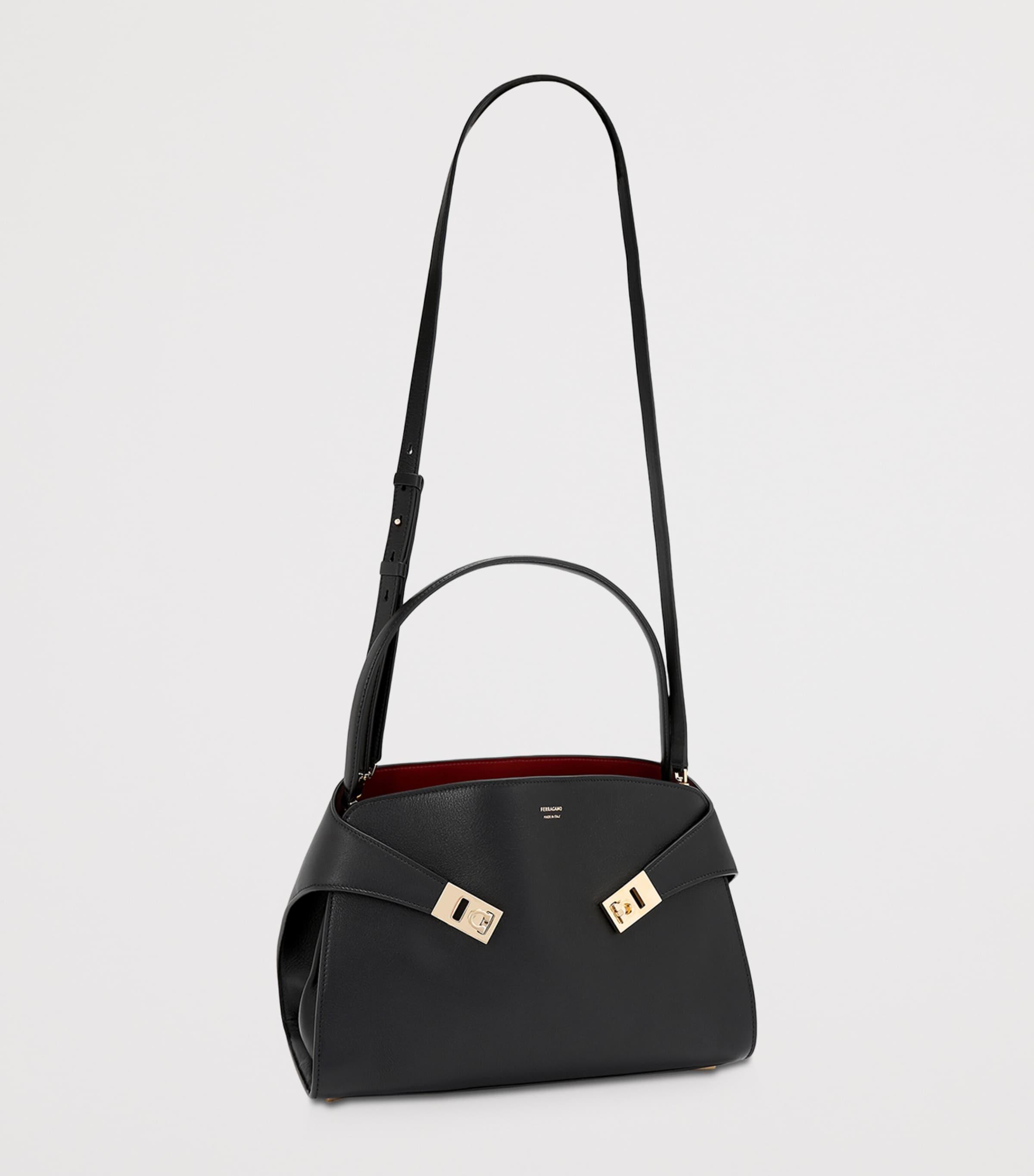 ショルダーバッグ Ferragamo Shoulder Bag With Logo FERRAGAMO - Twins Logo Leather Shoulder Bag Salvatore Ferragamo