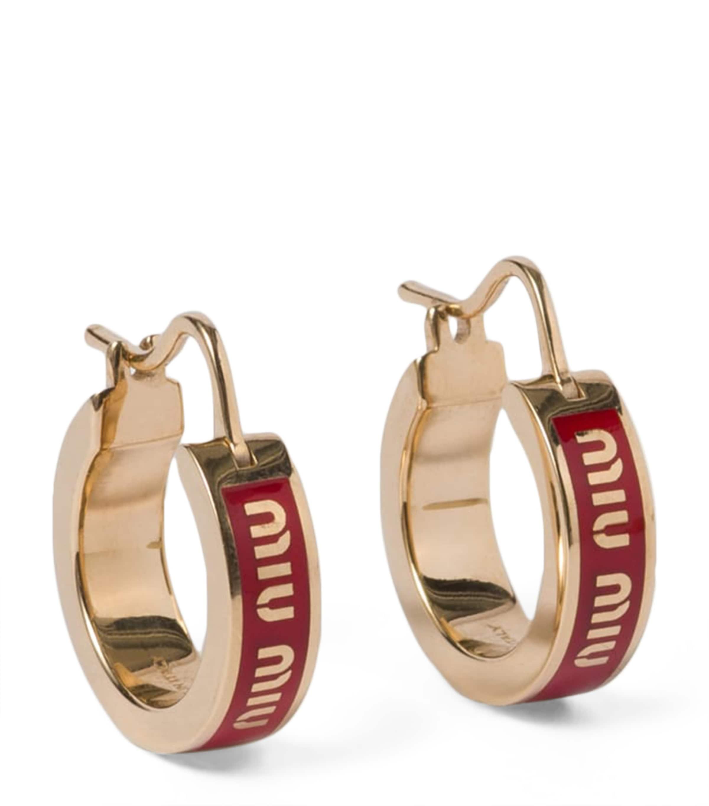 【MiuMiu】SMALL HOOP EARRINGS WITH LOGO Miu Miu Enamel Hoop Earrings | Gold | FARFETCH