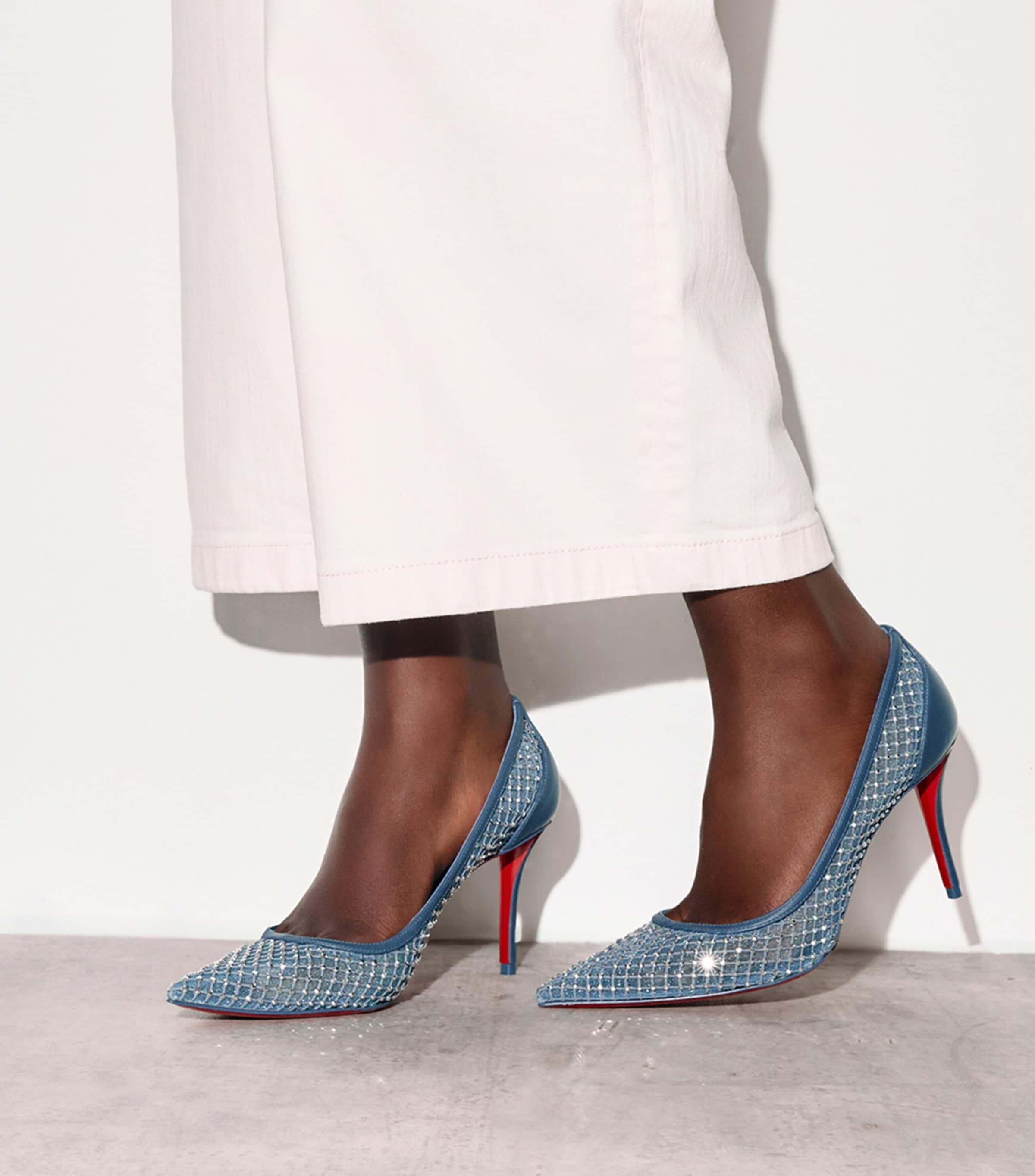 Christian Louboutin Apostropha Mesh Strass Pumps 80 in Blue