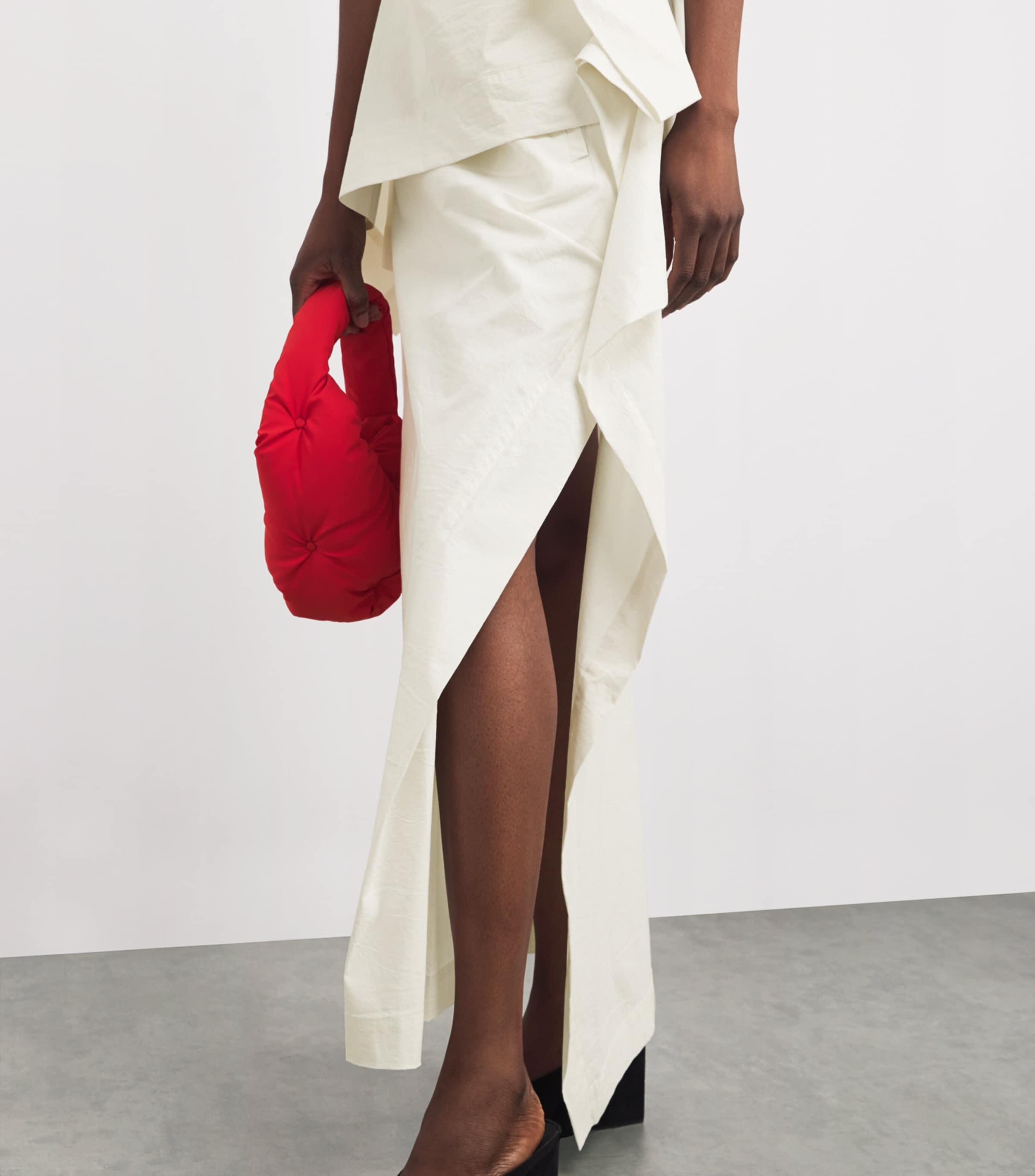 Issey Miyake Collapsing Sculpture Maxi Skirt in White | Lyst