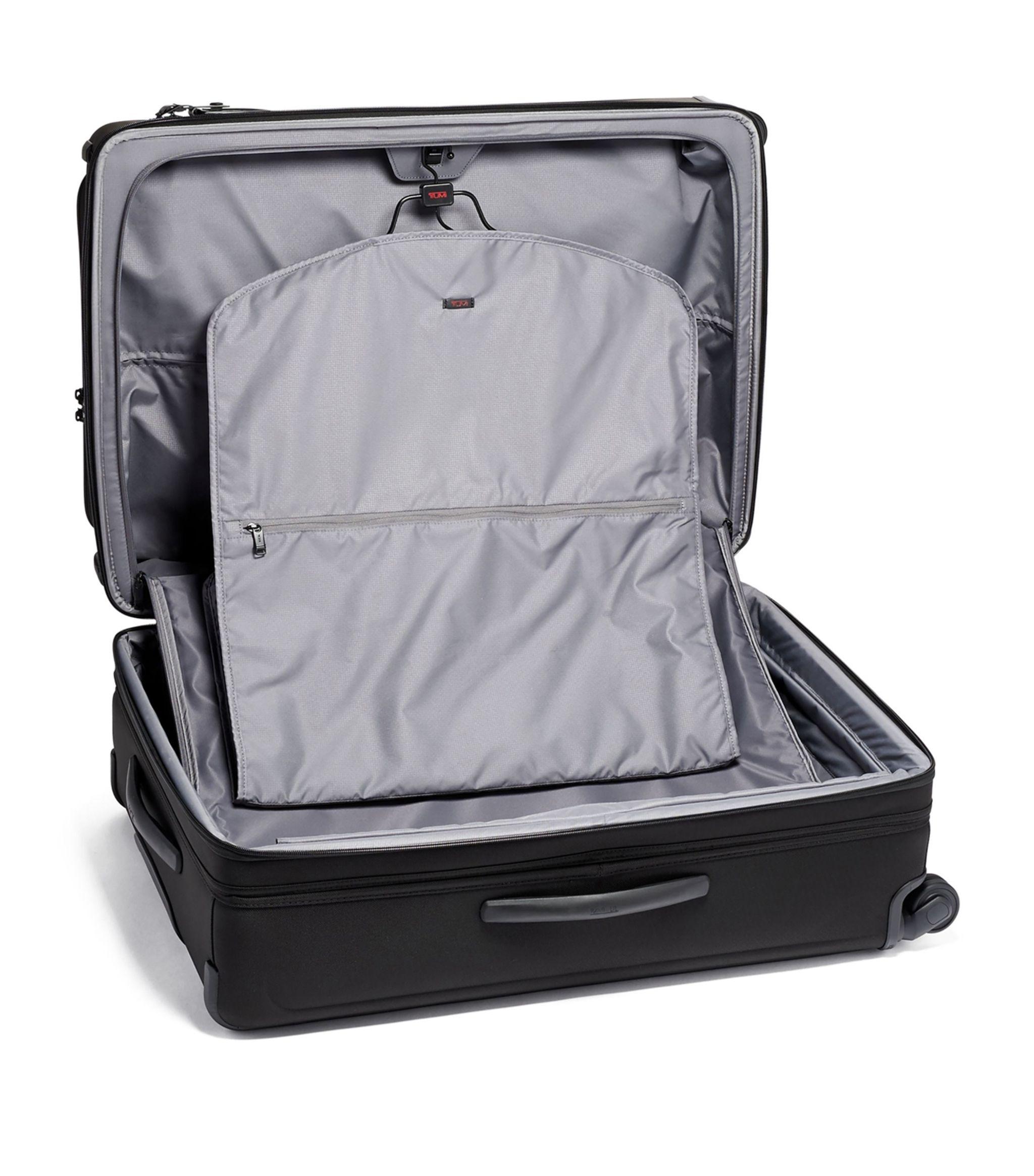 tumi smart kit medium