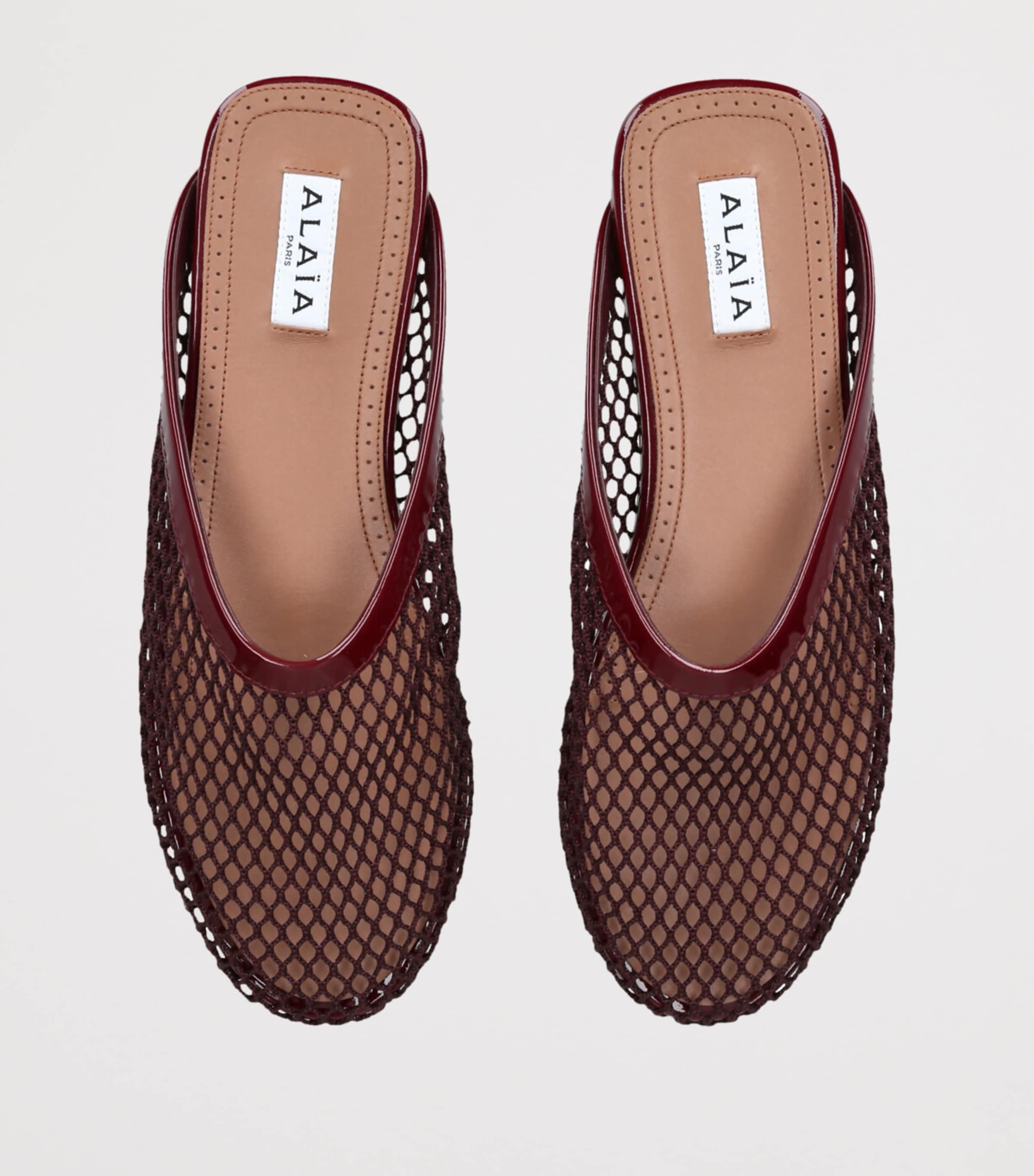 ALAIA フラットサンダル　37 1/2 楽天市場】【8/1～3限定・最大2万円OFFクーポン配布中】ALAIA