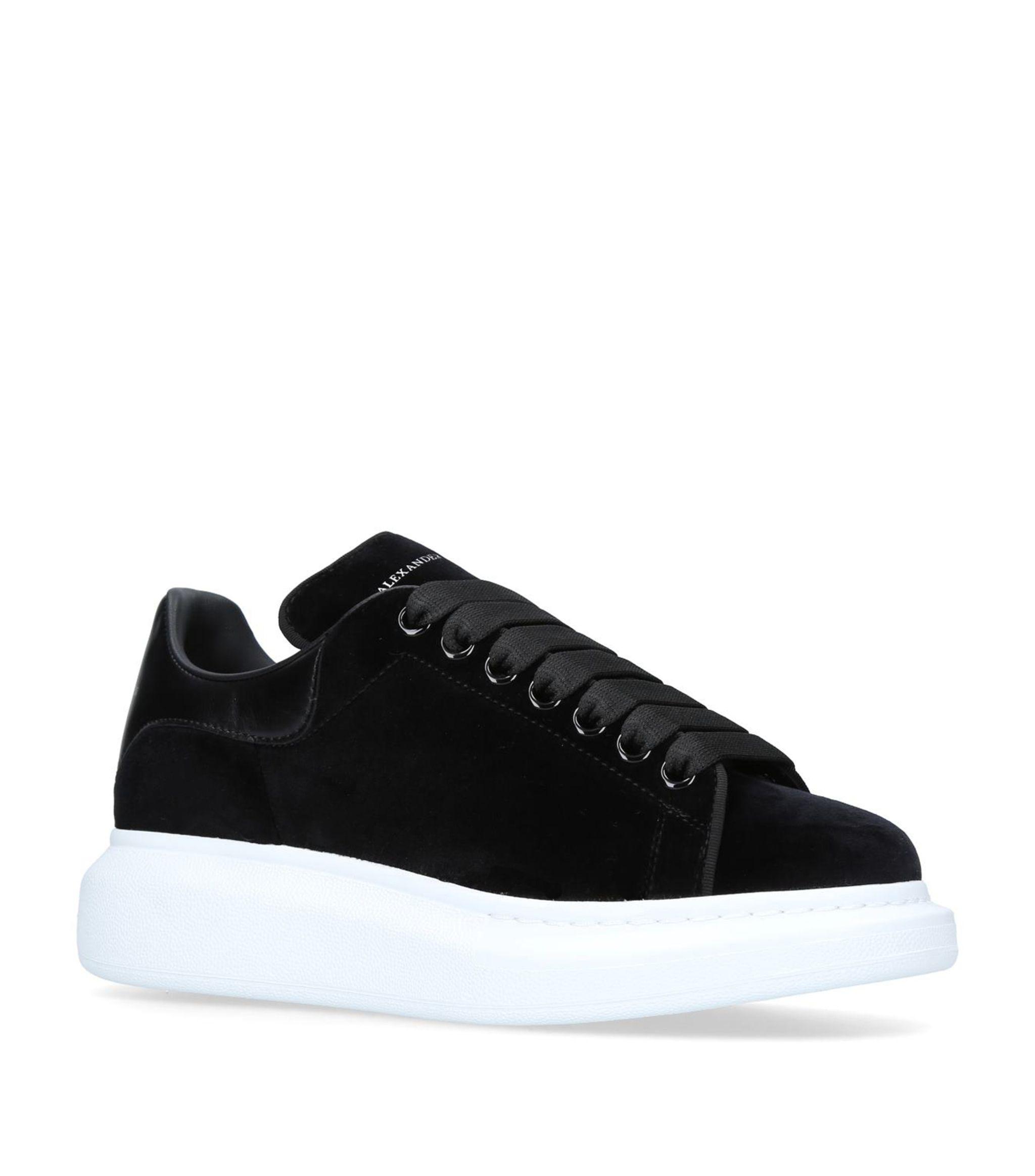 all black alexander mcqueen trainers