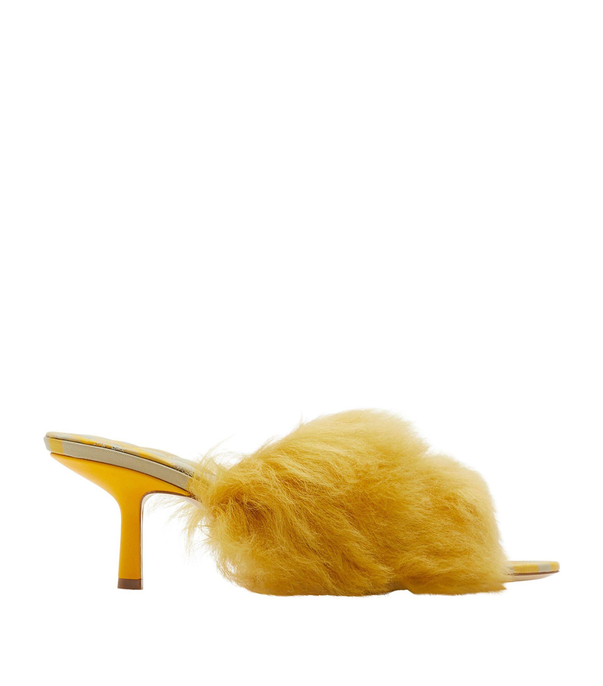 Burberry★素敵！\"Highland Mule\" Fur & Leather Mules Burberry Crystal Highland Mules | REVERSIBLE