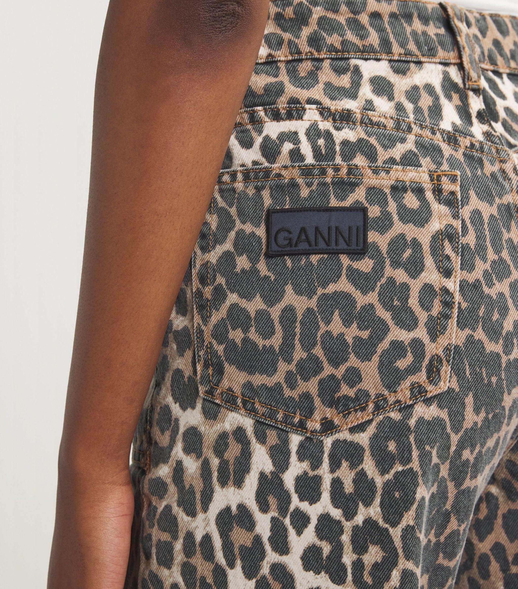 Ganni Leopard Angi Flared Jeans in Gray | Lyst