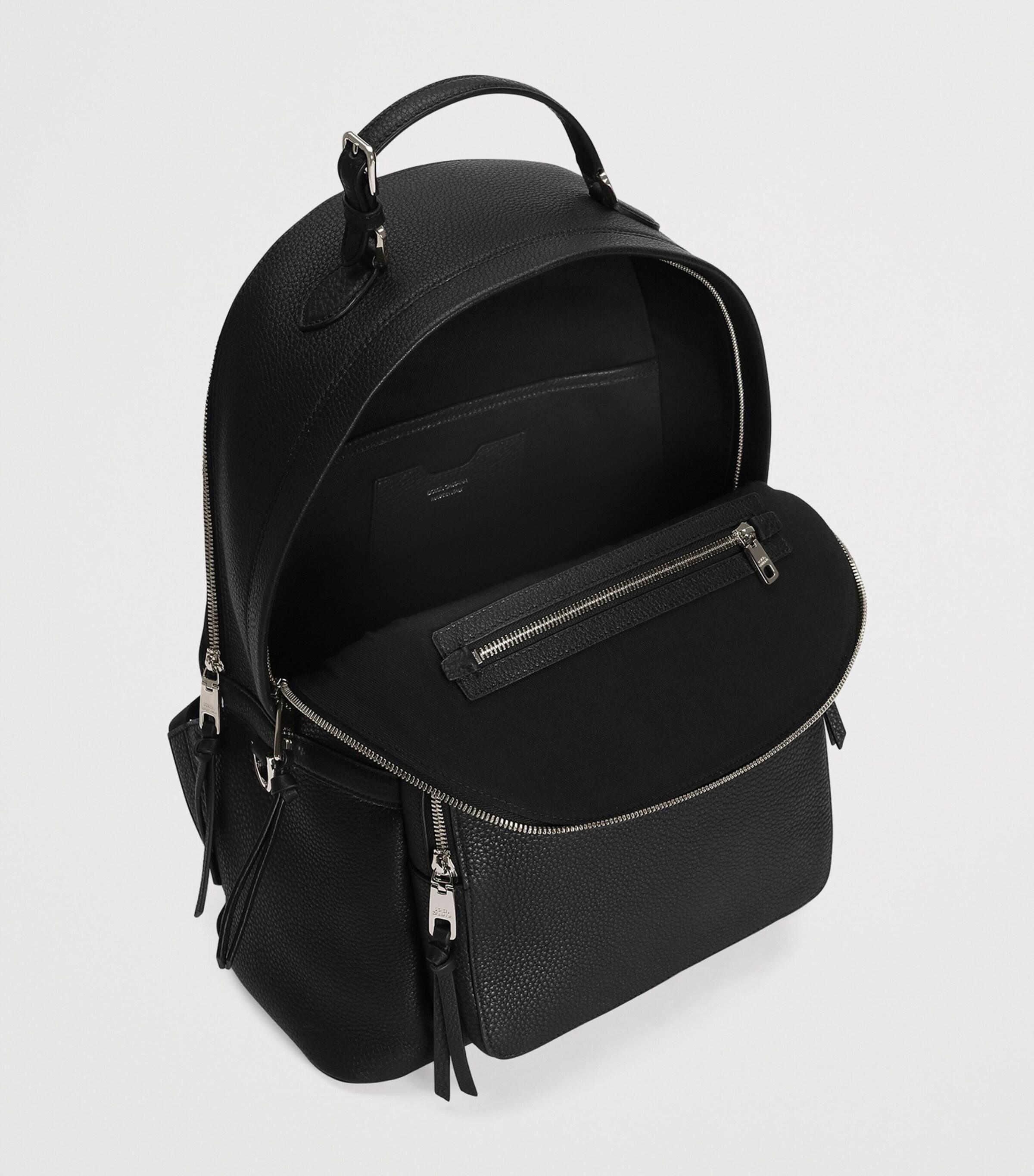 high sierra mini fatboy backpack amazon.com Hi-Life 3-in-1 Convertible - Features Removable Daypack, Stack-It Strap, Adjustable Sternum Strap, Fleeced Pocket For Scratch Protection, Dual Water Bottle Pockets Length:7’2” NIKE BRASILIA 9.5 TRAINING collection:weekend-bags