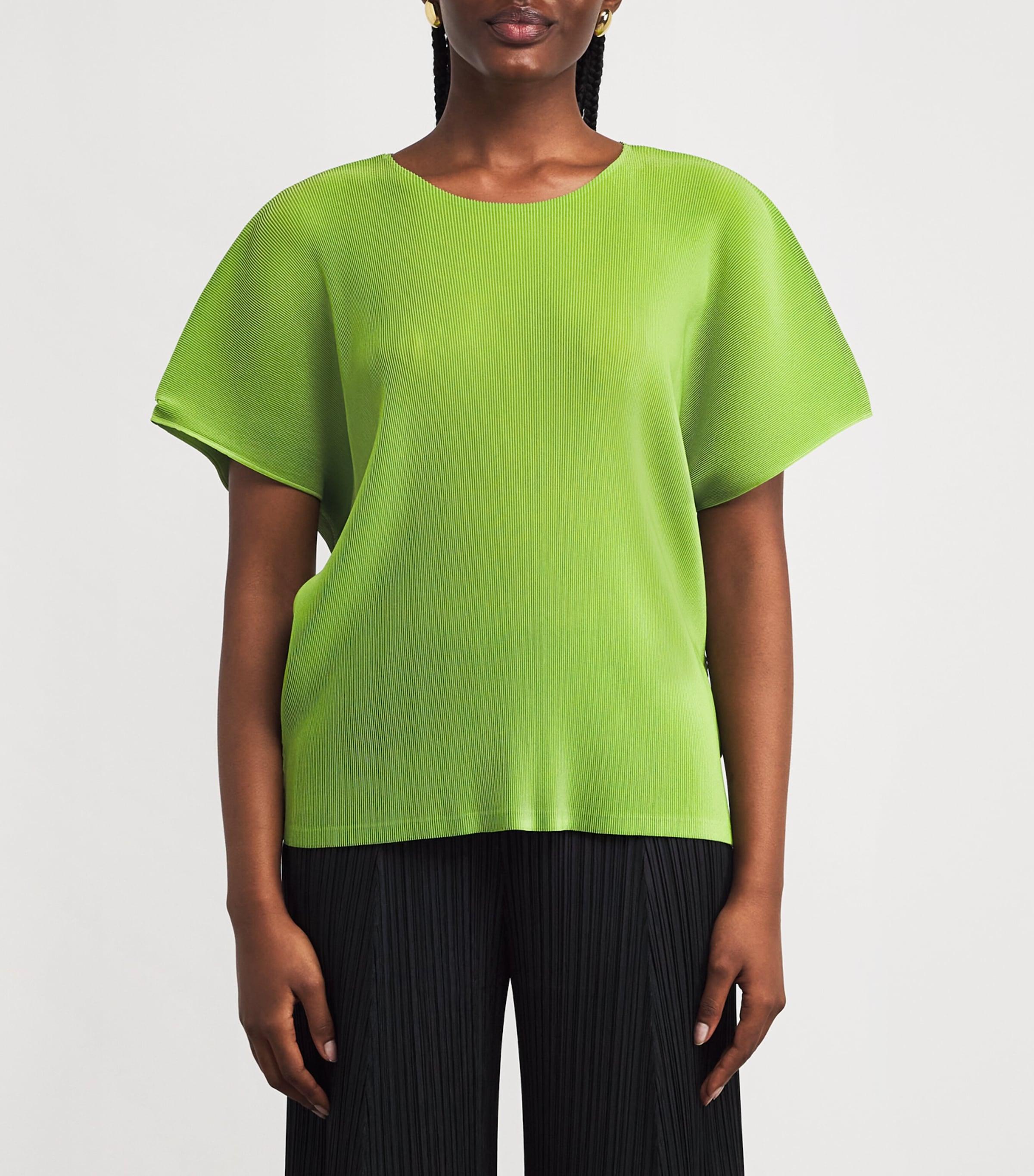 PLEATS PLEASE ISSEY MIYAKE／MIST JUNE Pleats Please Issey Miyake Mist June Top in Green | Lyst