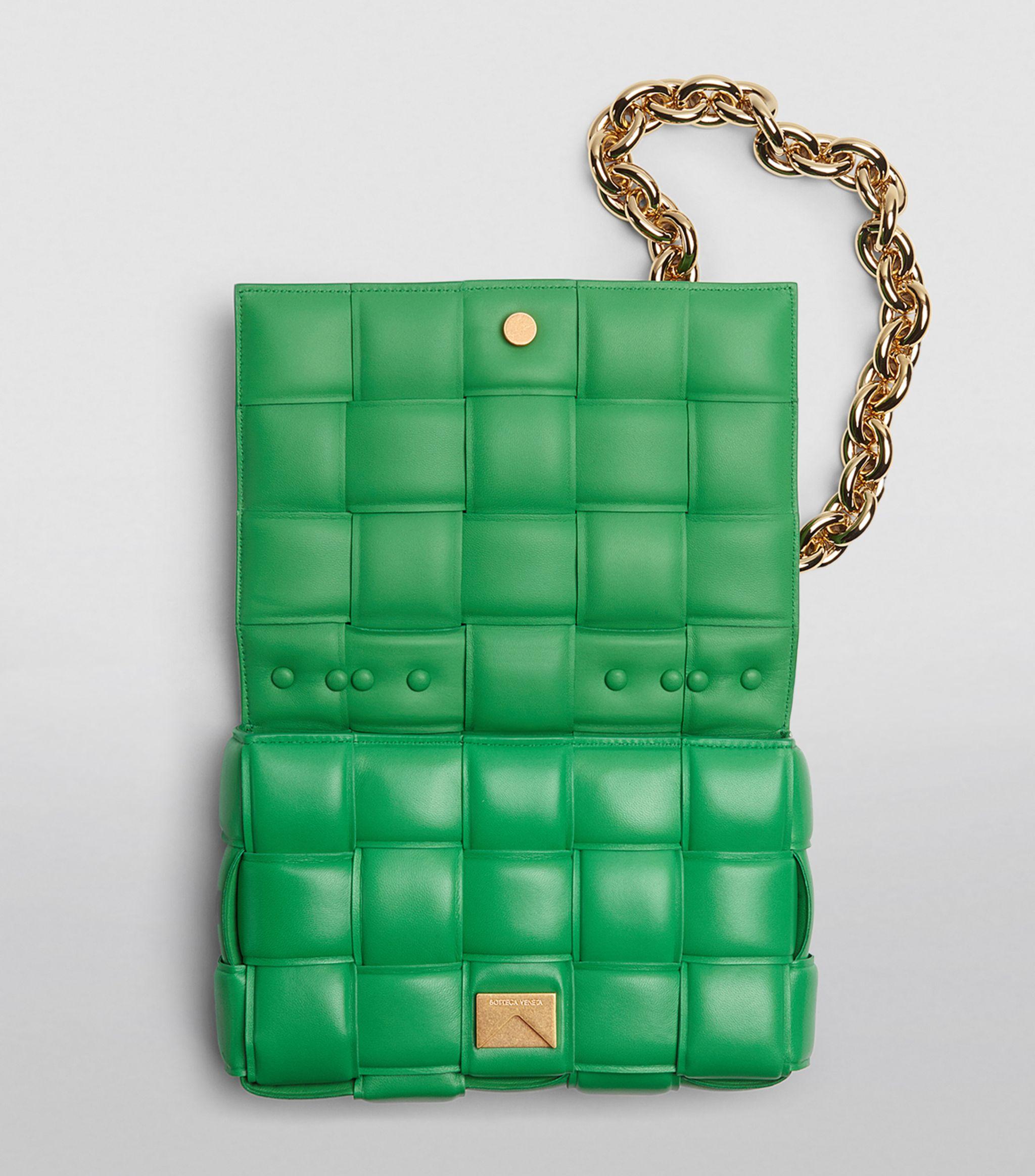 A green Bottega Veneta cross-body handbag. - Bukowskis