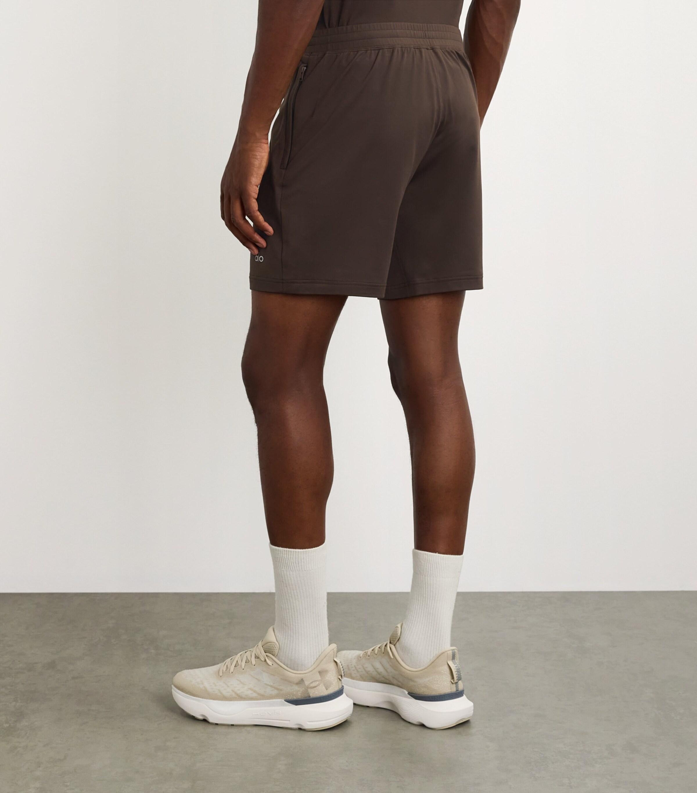 Alo Yoga Conquer React Performance Shorts in Gray for Men | Lyst