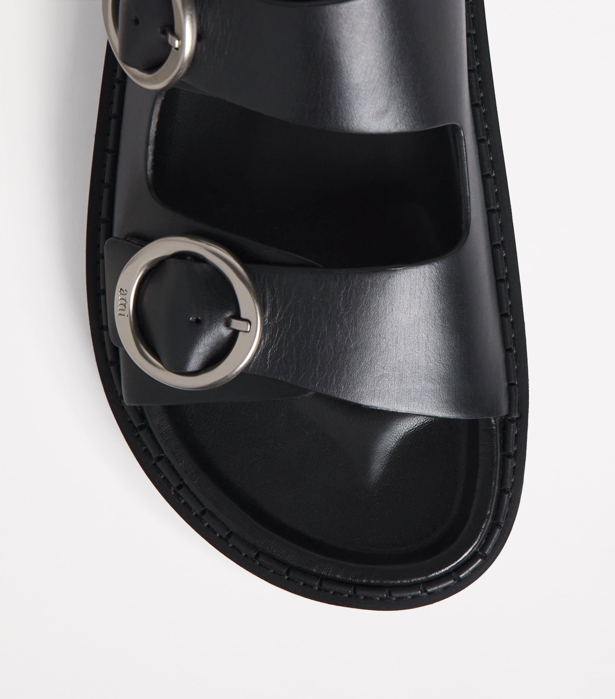 サンダル AMI PARIS Fussbet Sandals - AMI Paris - Leather - Black BLACK OLIVE Midi Fussbet Sandals | AMI PARIS