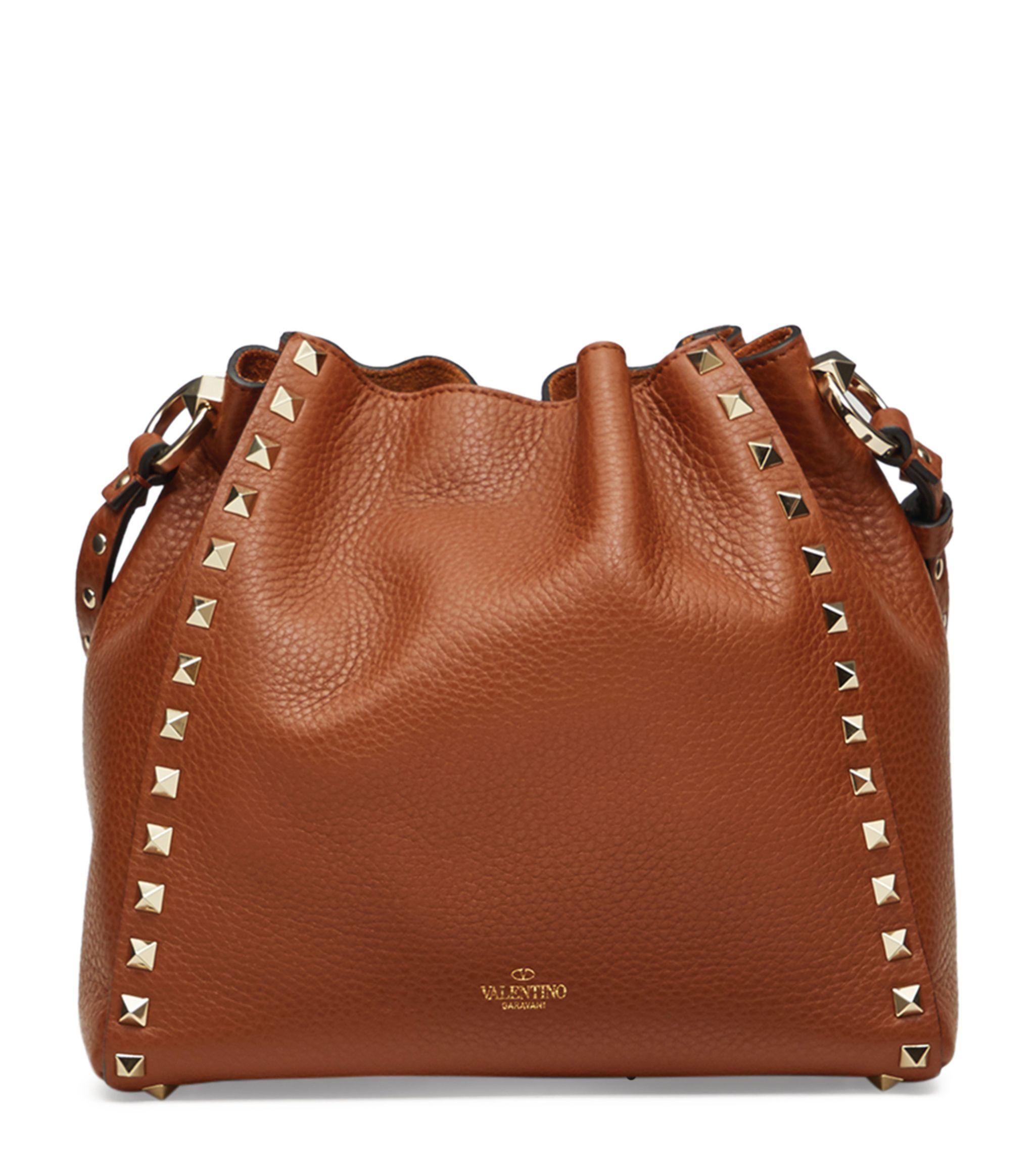 Valentino Leather Garavani Small Rockstud Bucket Bag in Brown | Lyst