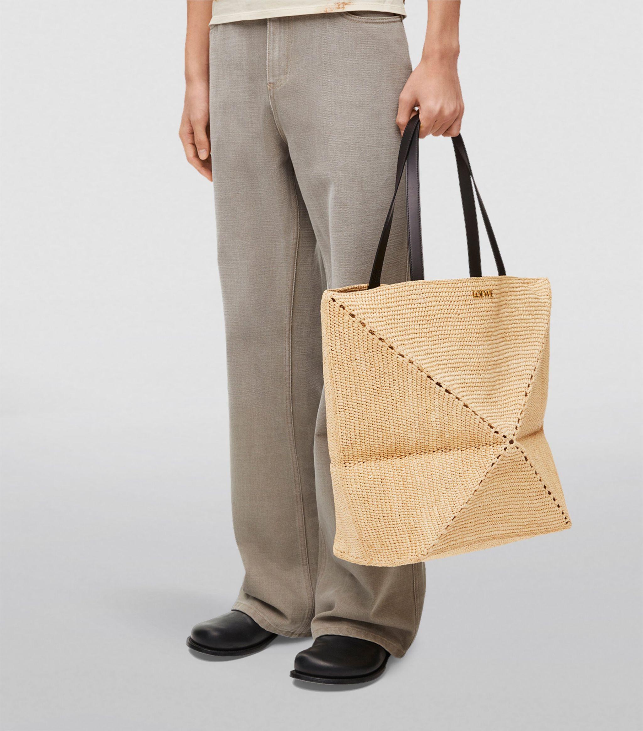【LOEWE】B877Q18X17 Paula's Ibiza FOLD TOTE XL Paula's Ibiza Puzzle Fold XXL tote bag in beige - Loewe