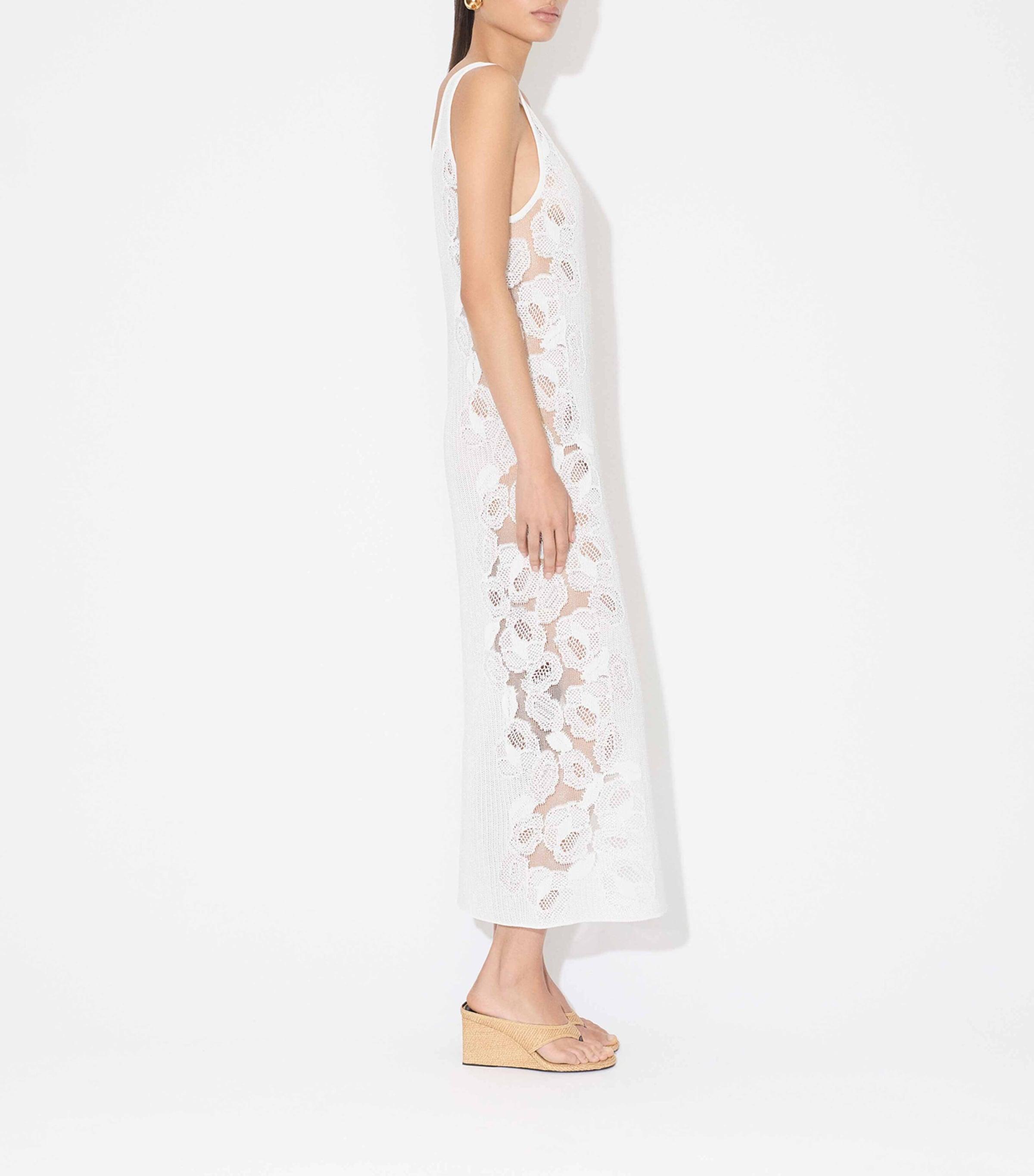 Alaa Knitted Maxi Dress in White | Lyst