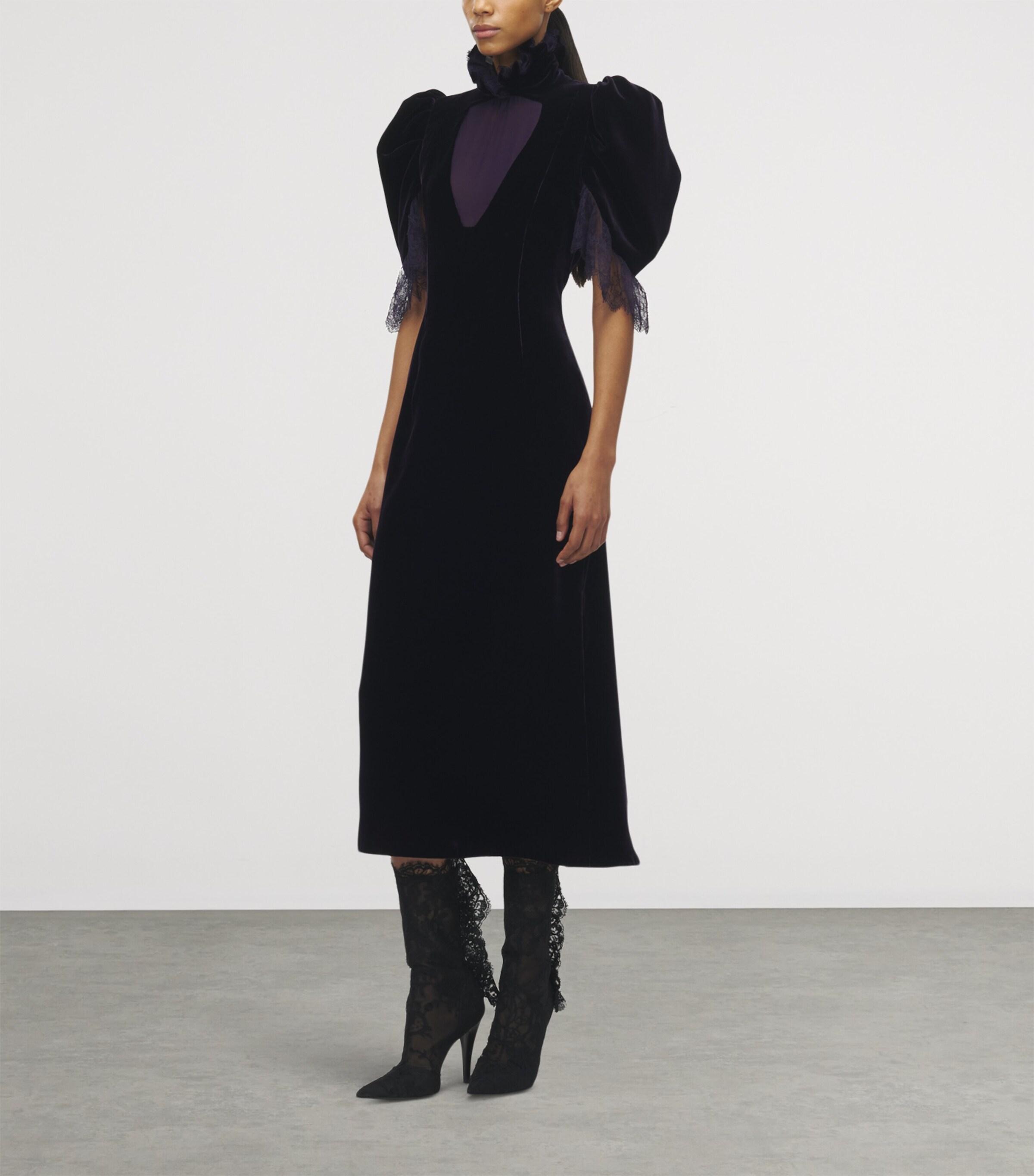 alexander mcqueen black velvet dress Alexander McQueen 1990s Black Velvet Plunge Mini Dress