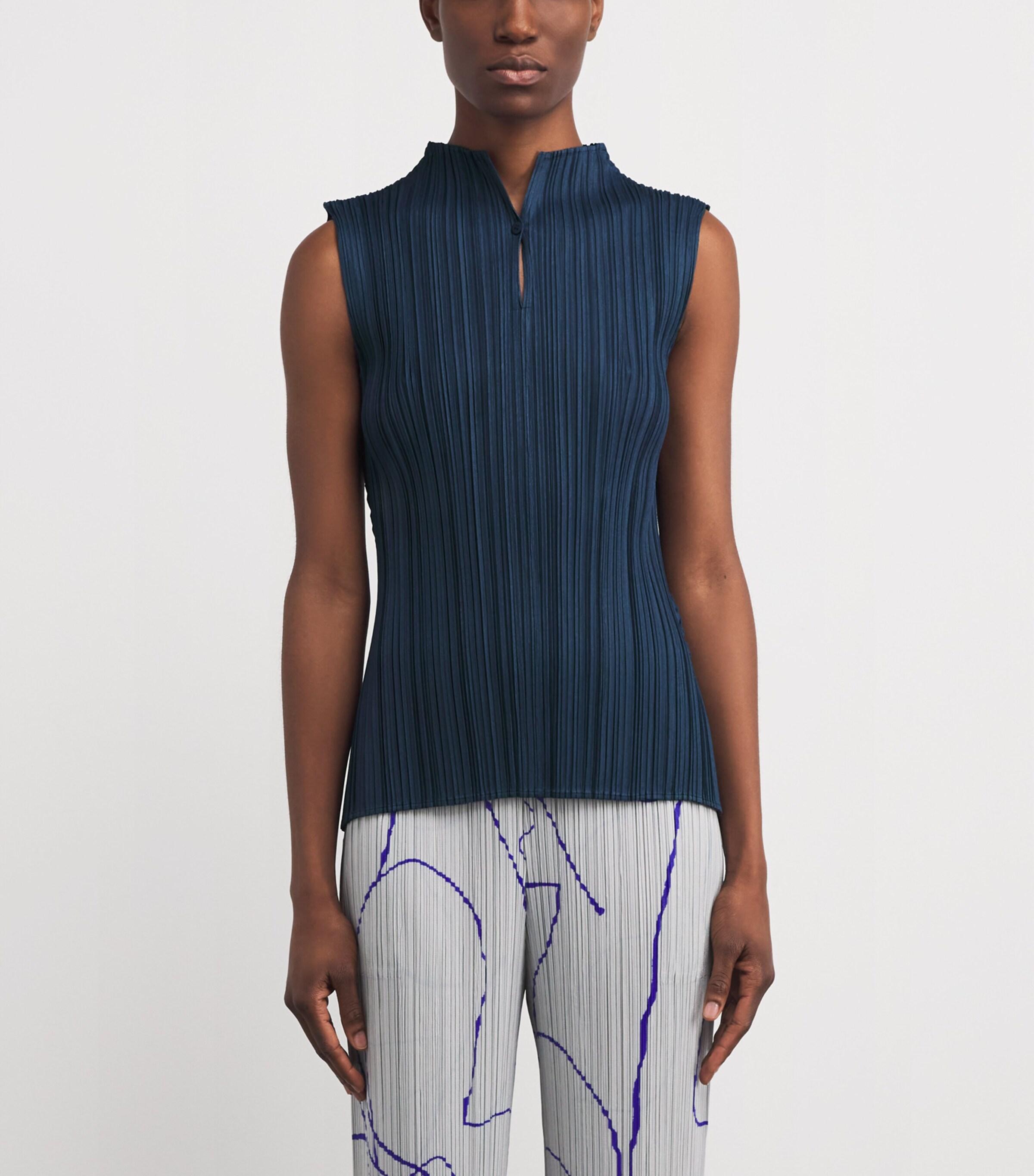 Pleats Please Issey Miyake Sleeveless and tank tops for