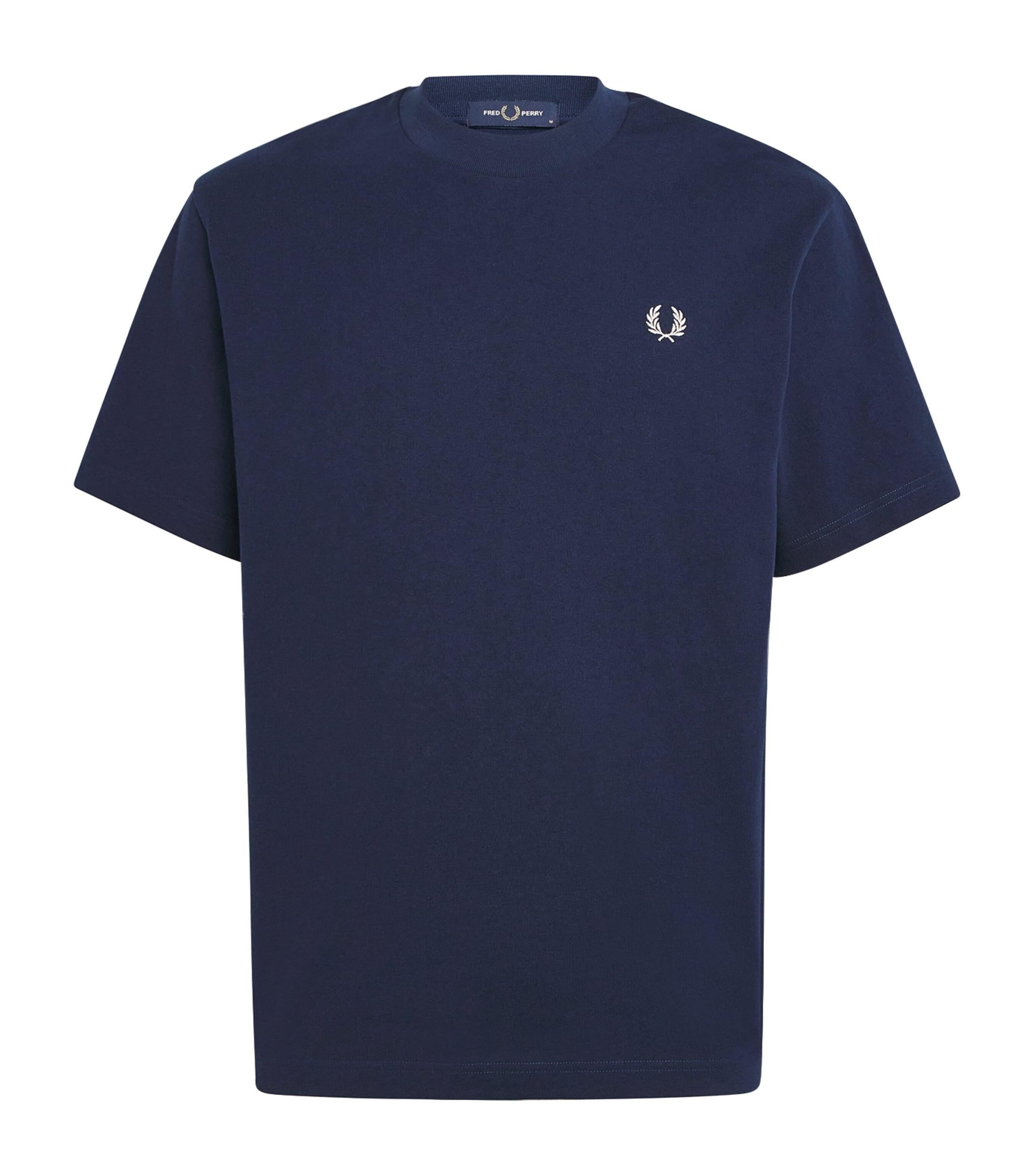 【FRED PERRY】 Embroidered Champion T-Shirt ★ Cotton 100% T-shirts FRED PERRY Embroidered Champion T-Shirt Ecru | Footshop