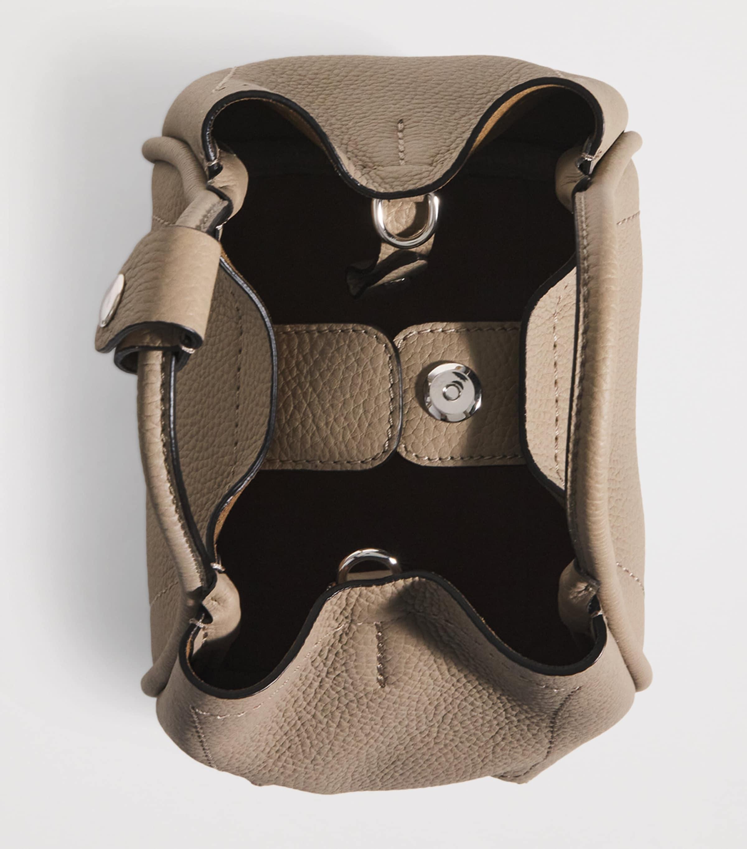 【Max Mara】Borsa Marine extra small bag【関税送料込】 Max Mara Extra Small Leather Marine Top-Handle Bag in Brown