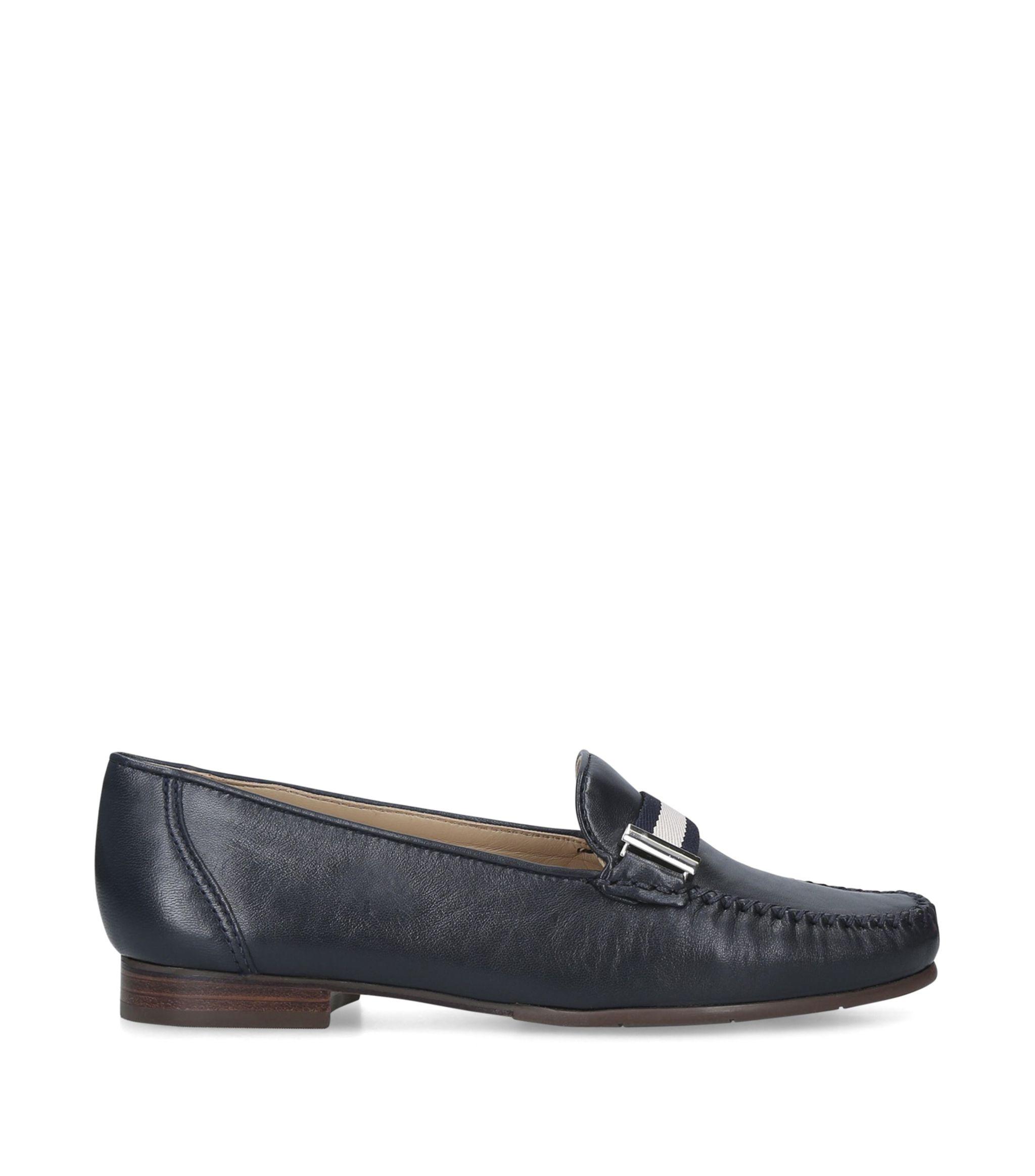 navy carvela trainers