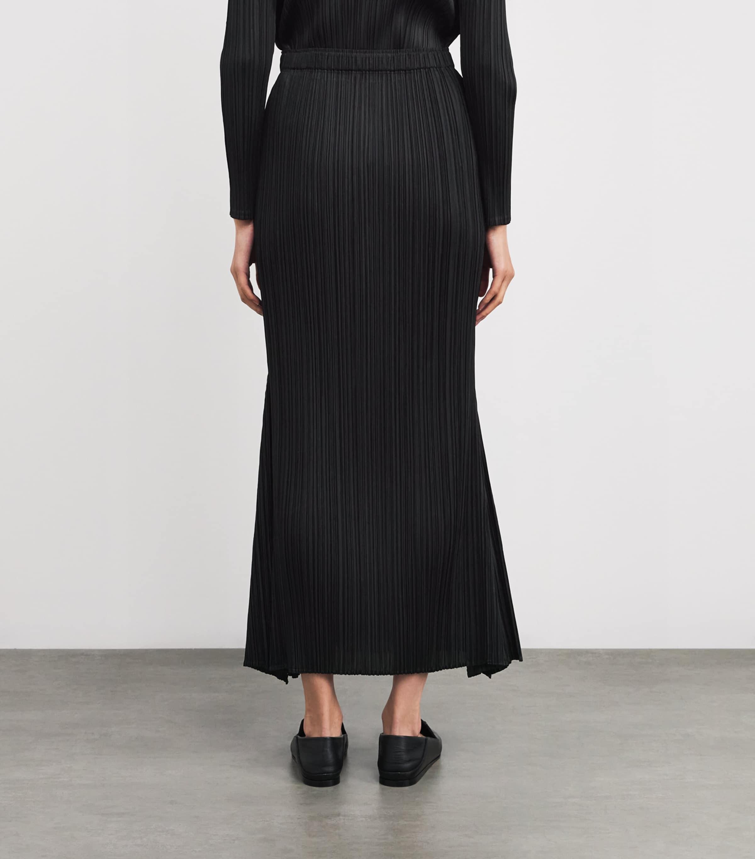 Pleats Please Issey Miyake Ole Midi Skirt in Black | Lyst