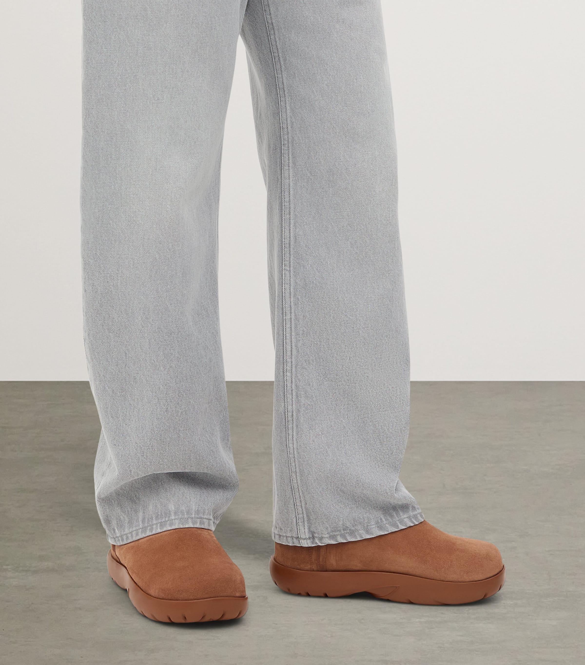 【BOTTEGA VENETA】MINI SNAP BOOTS Snap Mini shearling-lined suede ankle boots in beige