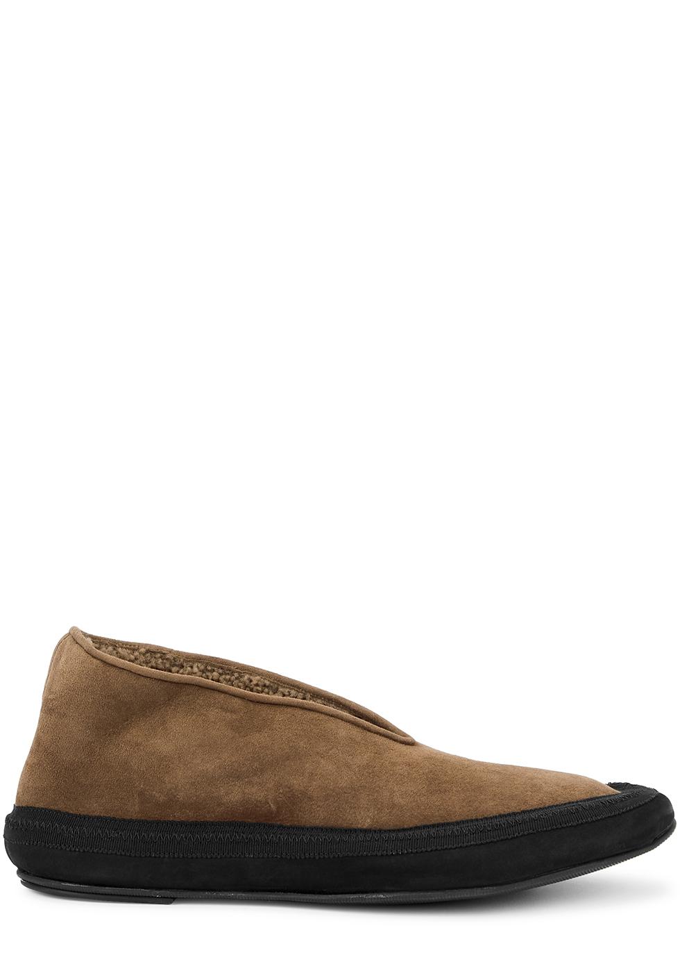 The Row Fairy Dark Shearling Flats in Brown | Lyst