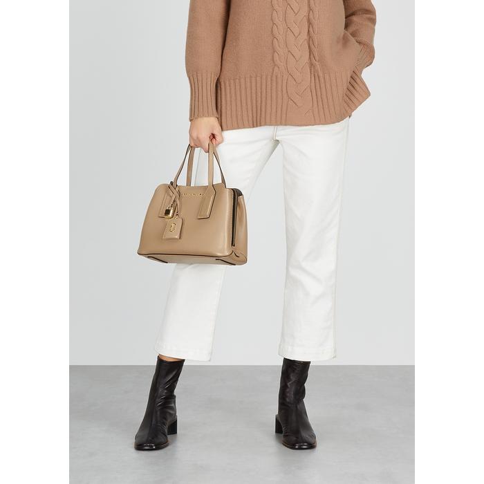 Marc Jacobs The Editor 29 2024 favors