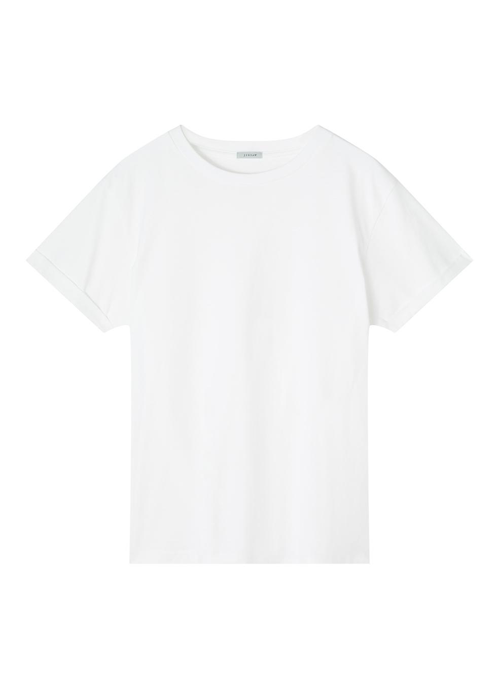 white boyfriend tee