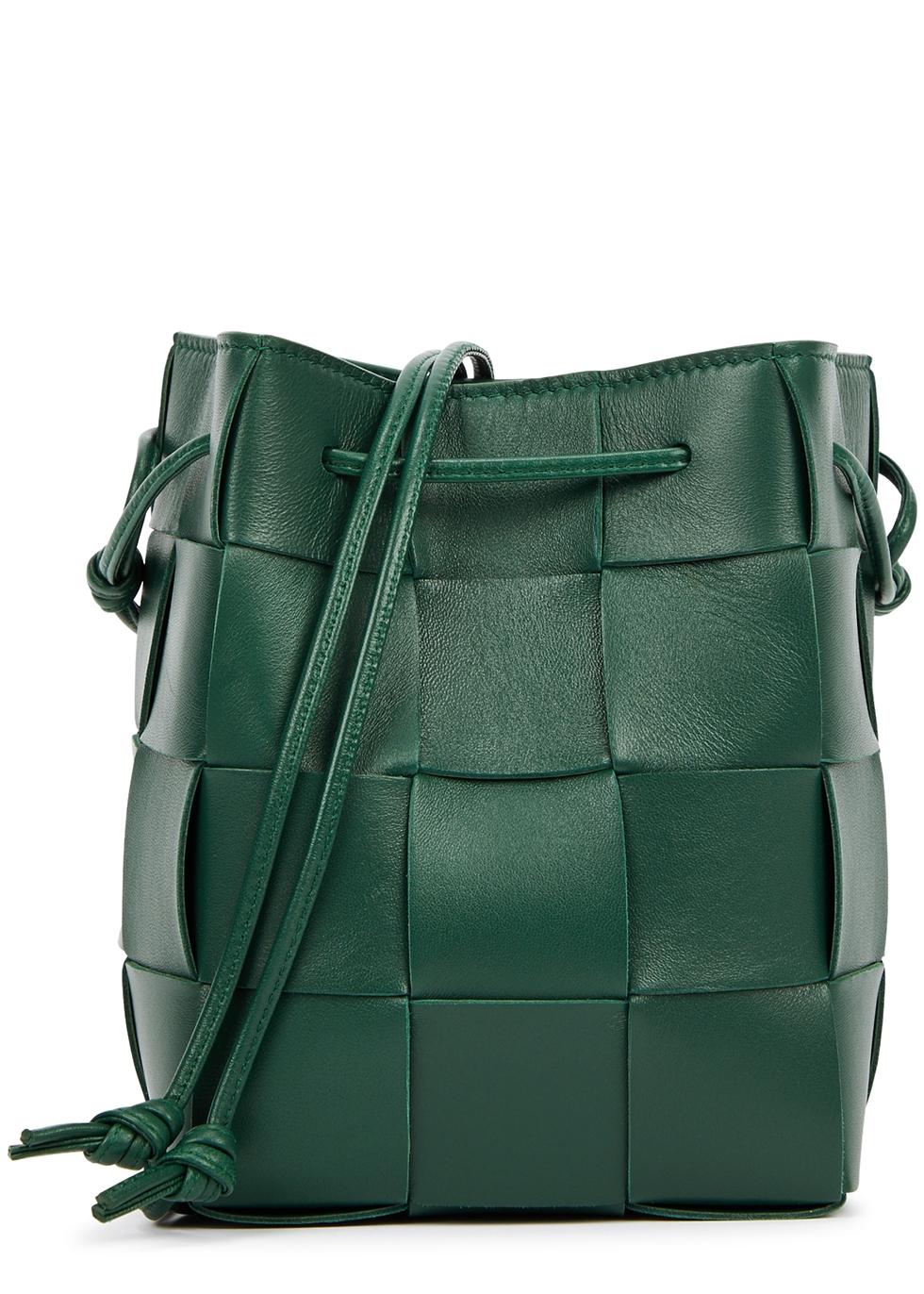 Bottega Veneta Intrecciato Small Leather Bucket Bag in Green
