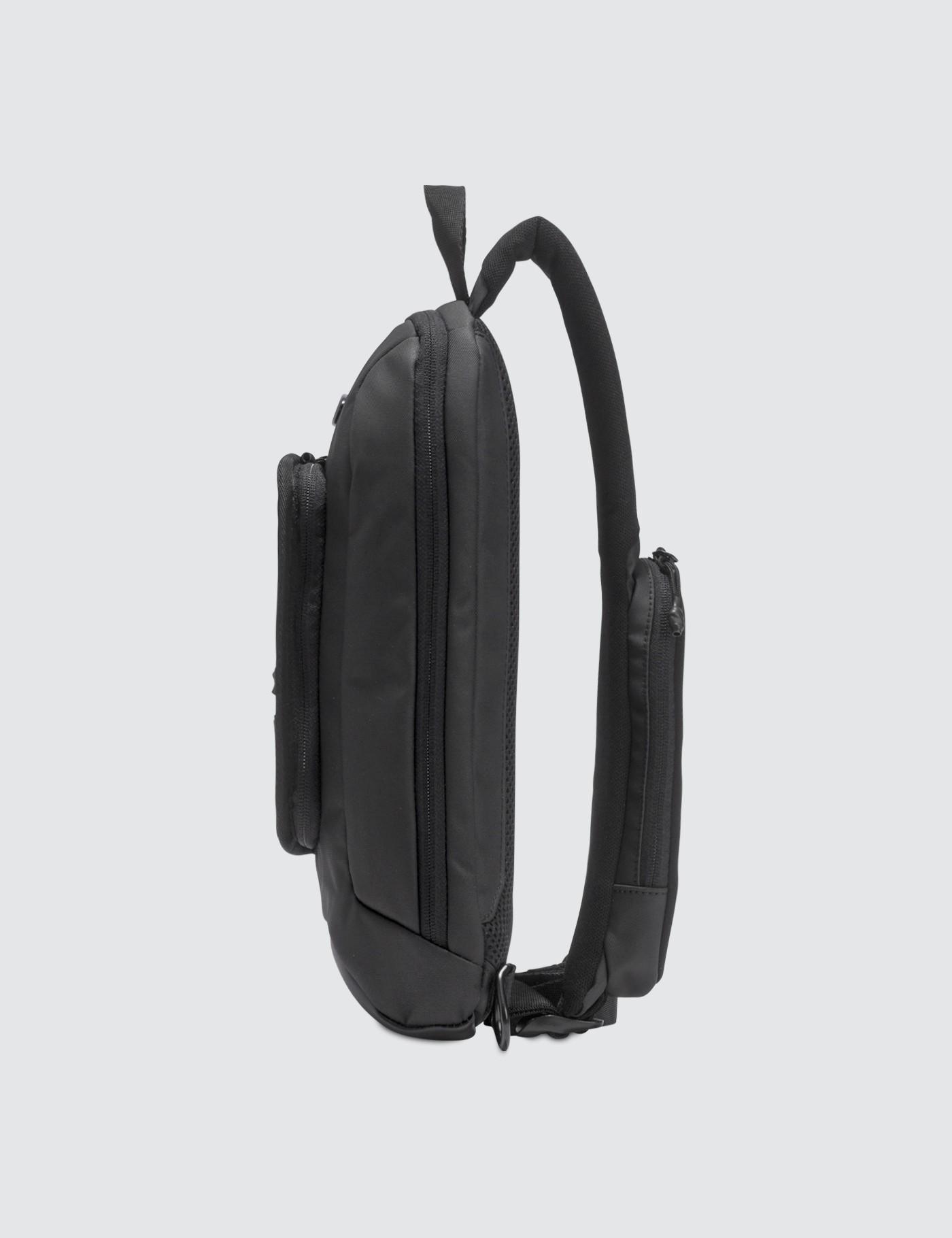 oakley crossbody sling bag