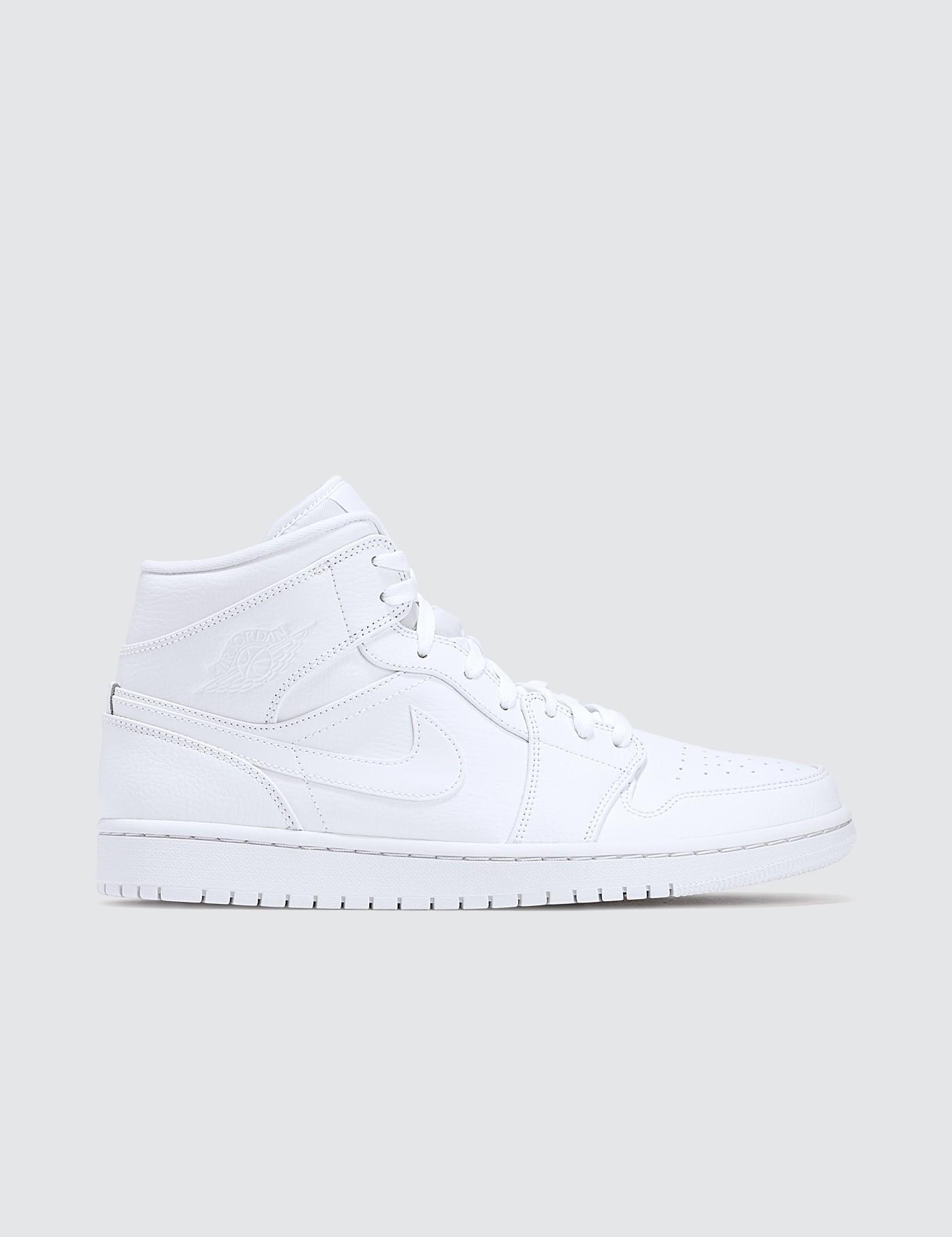nike air jordan mid white