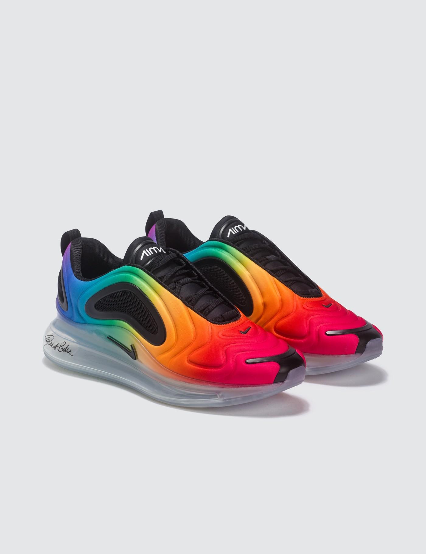 multicolor air max 720