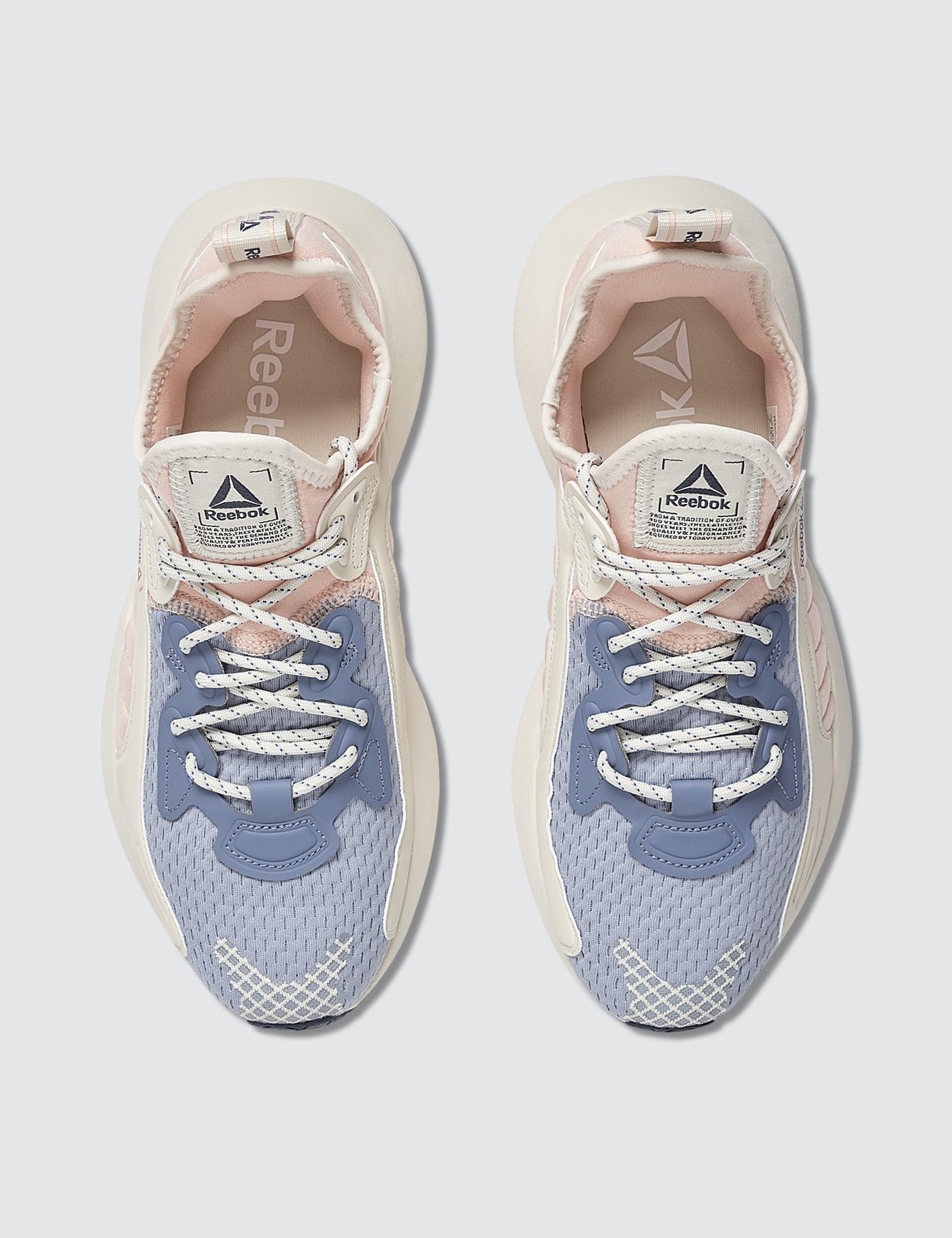 reebok sole fury 00 trainers in pink