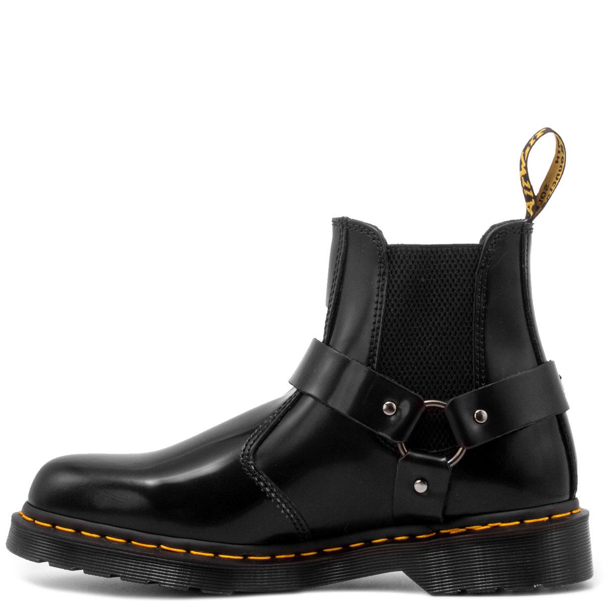 dr martens wincox black leather harness chunky chelsea boots