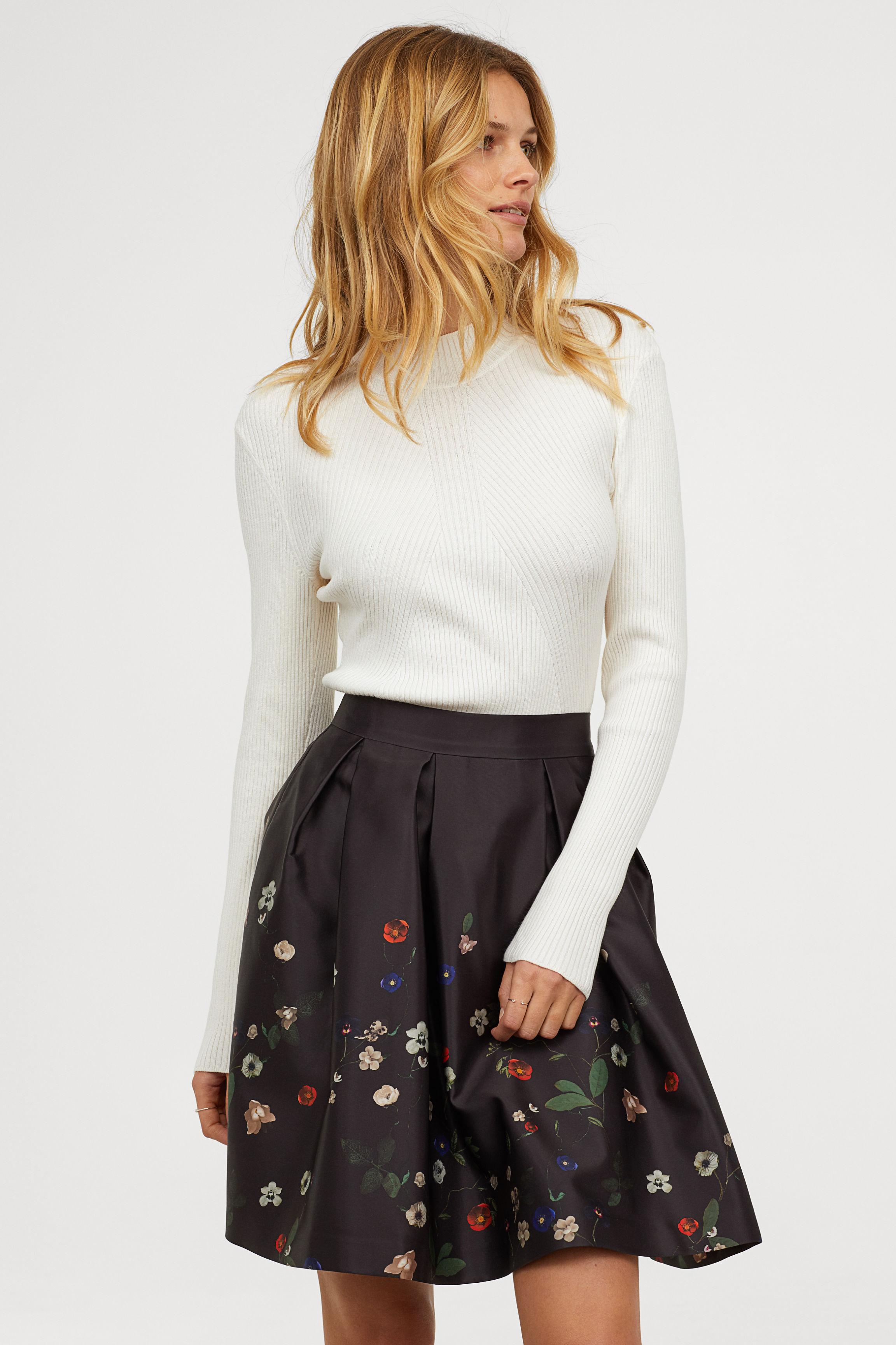 H&M Satin Circle Skirt in Black | Lyst