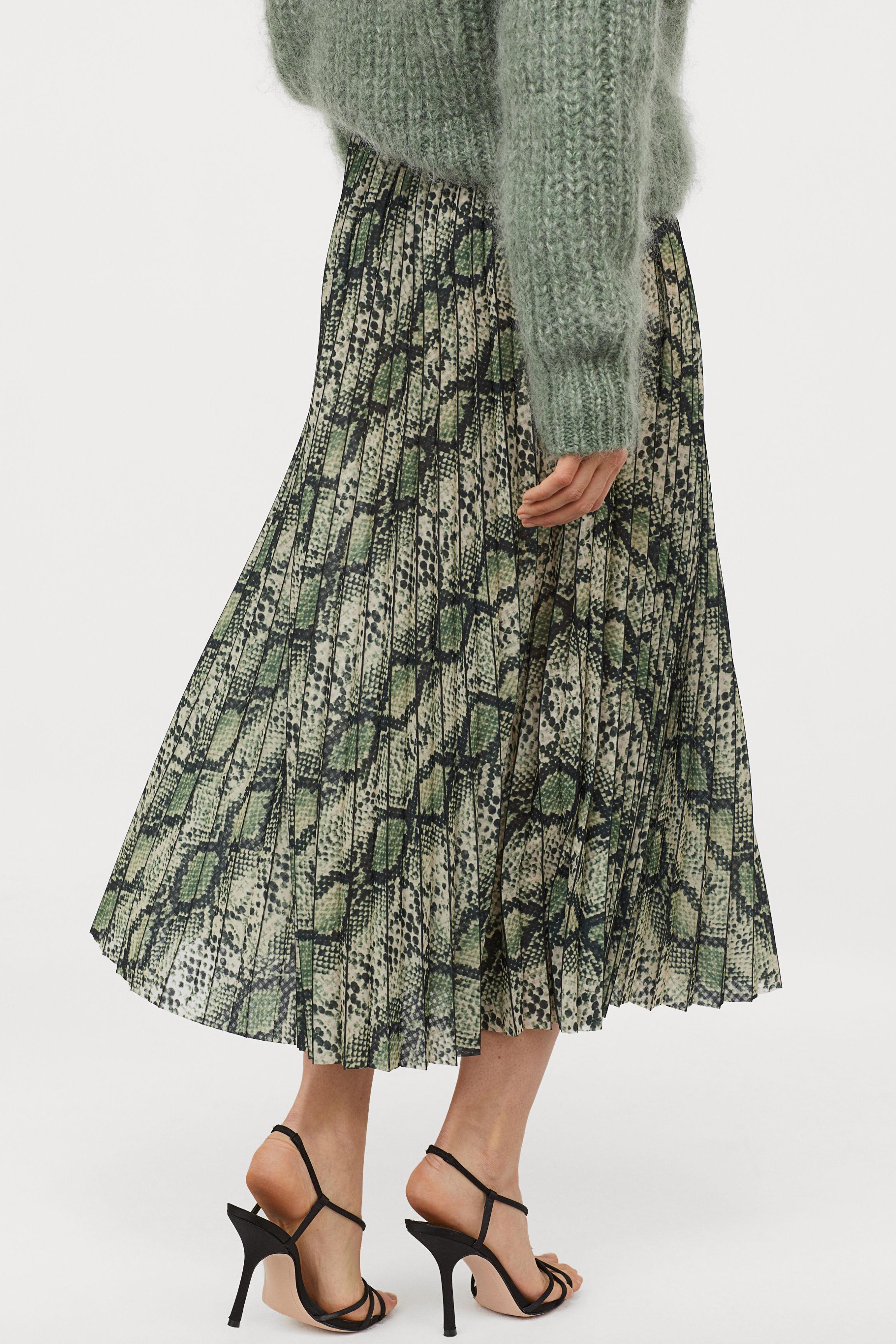 H\u0026M Pleated Skirt in Green | Lyst